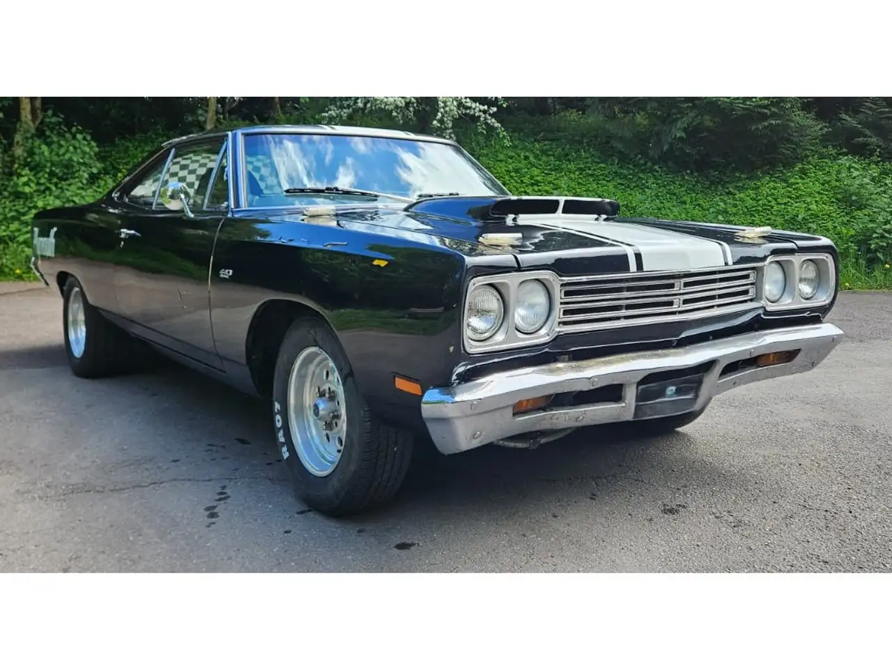 Plymouth Satellite
