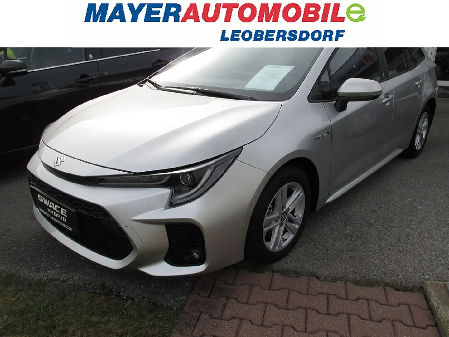 Suzuki Swace 1,8 HEV E-CVT Flash Silber - 1