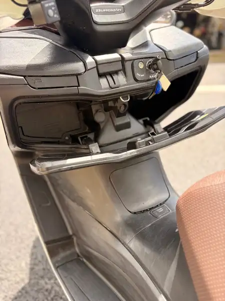 Suzuki BURGMAN 400 - foto 3