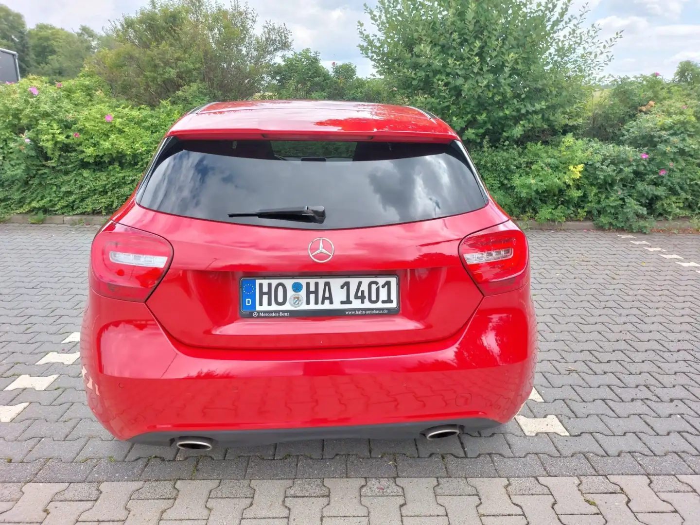 Mercedes-Benz A 180 A 180 BlueEfficiency (176.042) Rot - 2