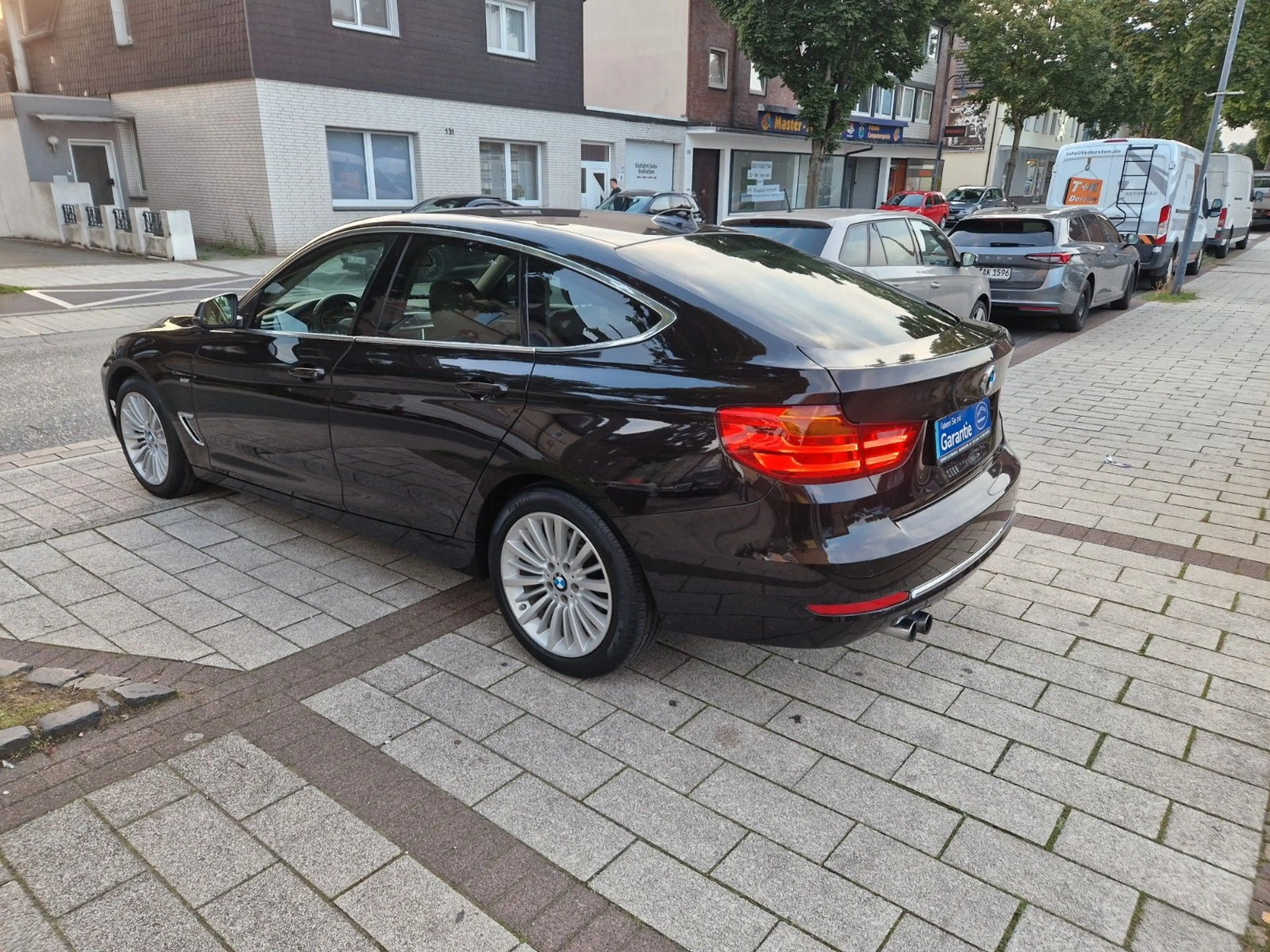 BMW 328 i Gran Turismo*Xenon*Navi*Cam*Leder*Head-Up* — photo 7