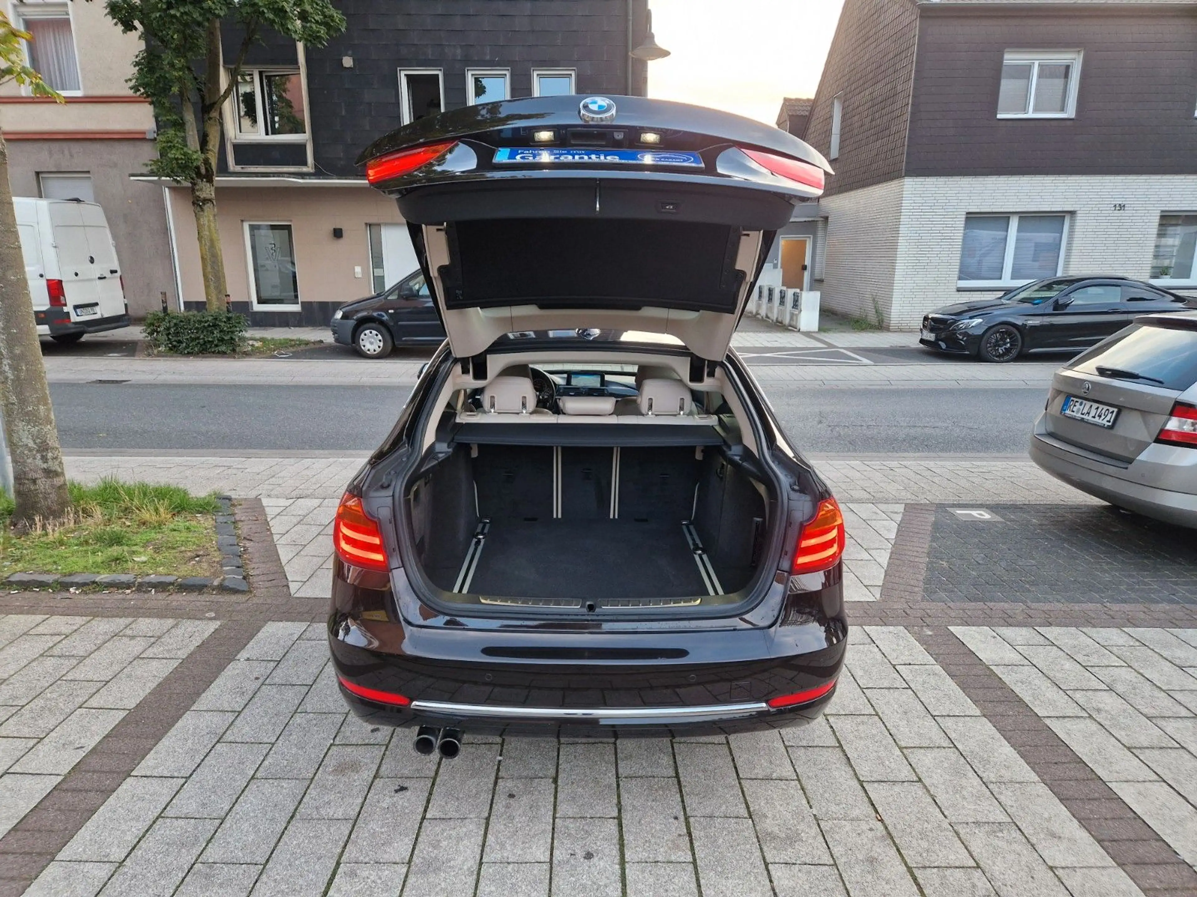 BMW 328 i Gran Turismo*Xenon*Navi*Cam*Leder*Head-Up* — photo 10