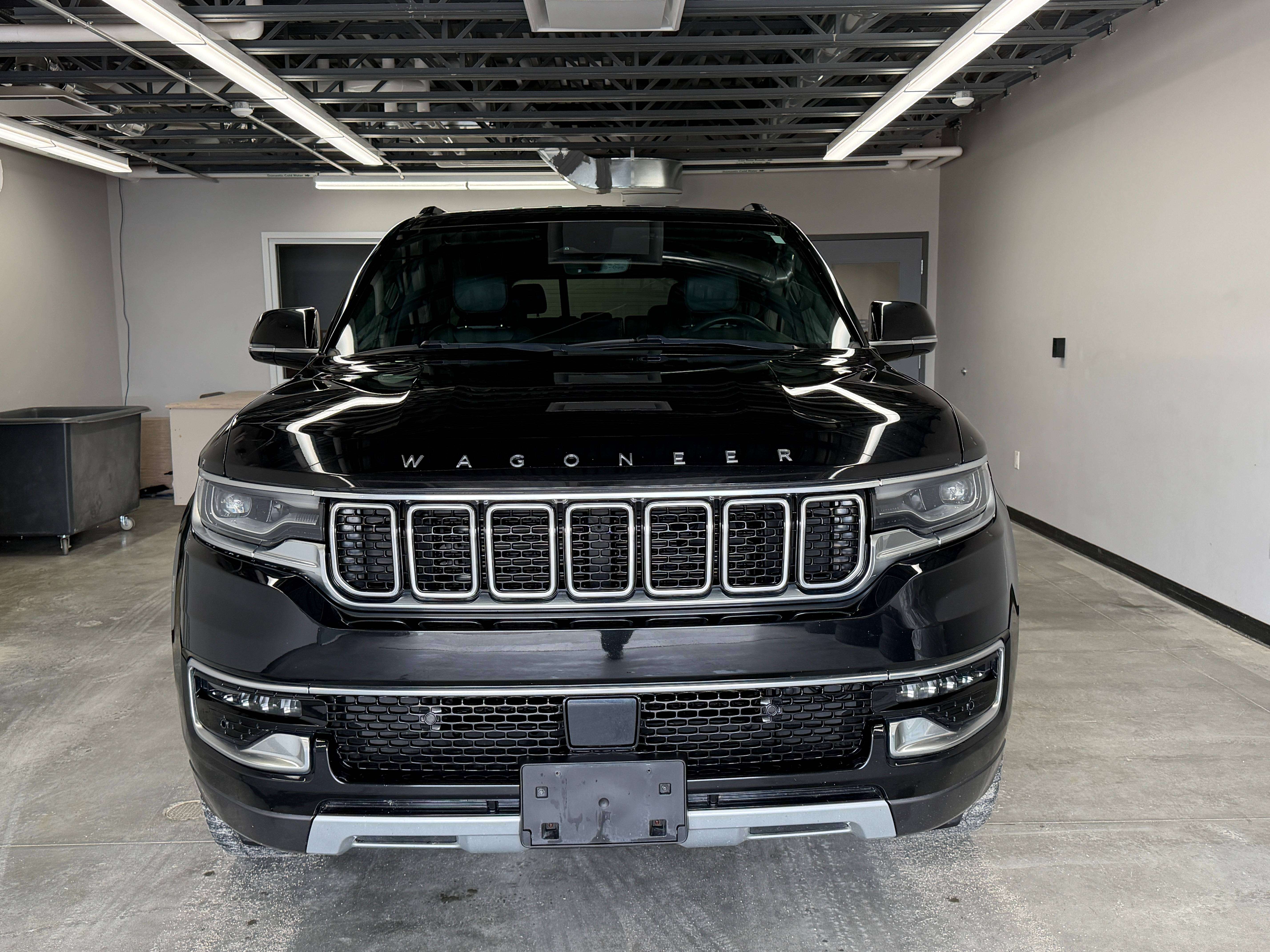 2022 Jeep Wagoneer 4WD