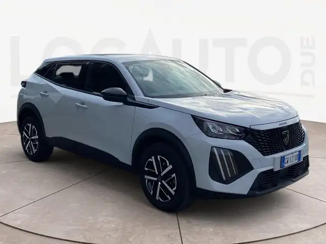 Peugeot 2008 view 3