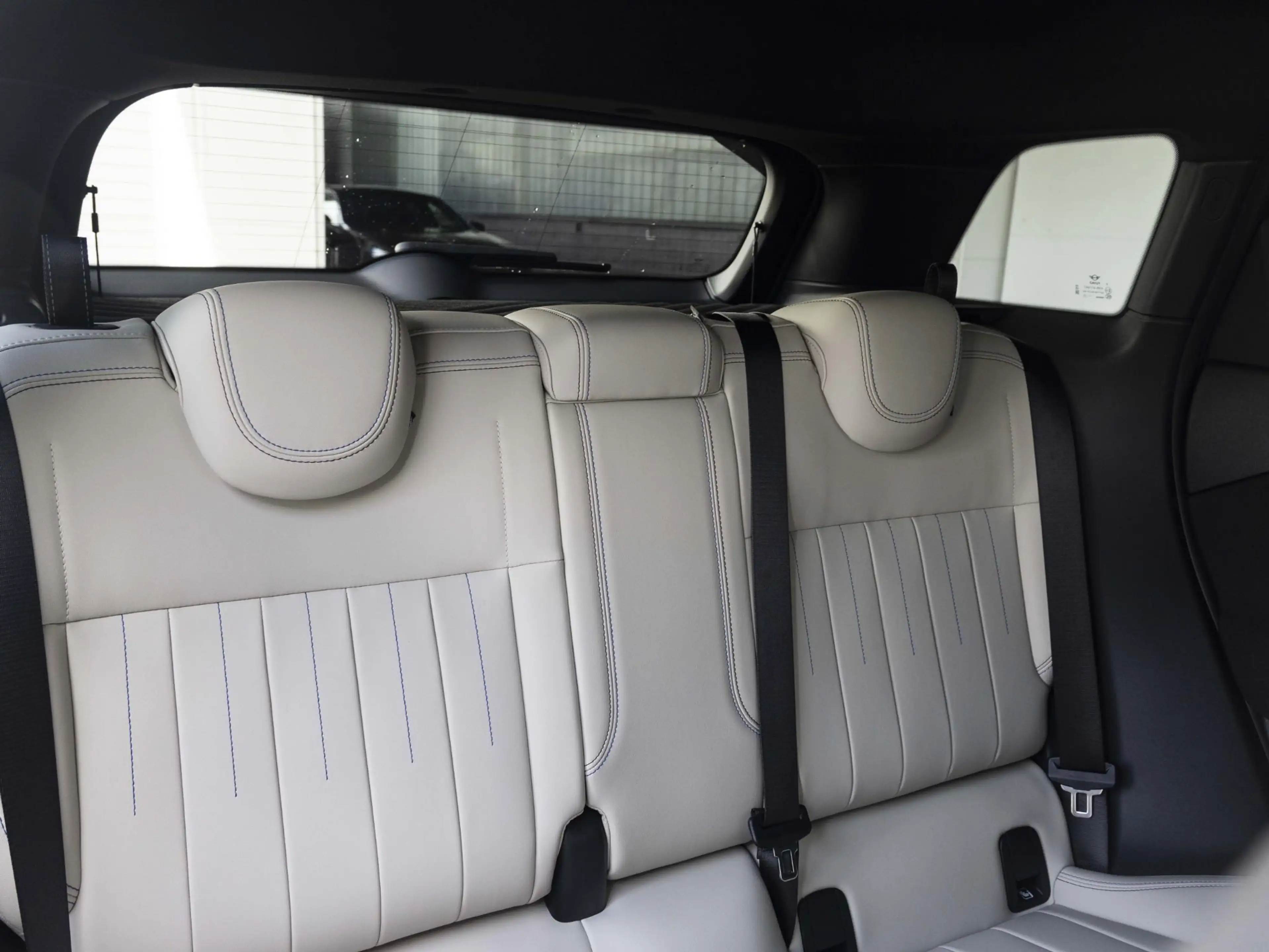 MINI Aceman E John Cooper Works L-pakket | Glazen panoramadak — photo 10