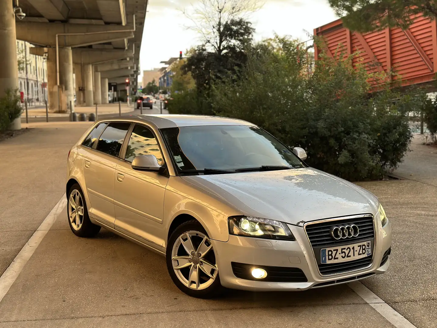 Audi A3 SportBack 2.0 TDI Design Edition DPF S-Tronic A - 2