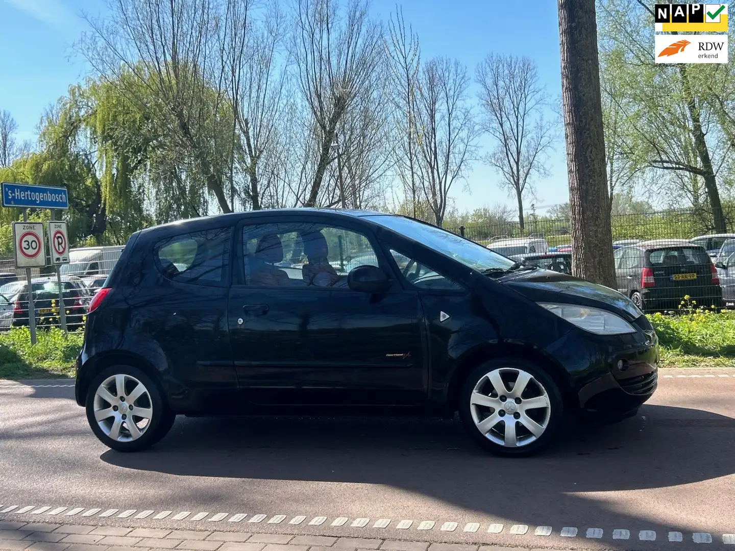 Mitsubishi Colt 1.3 Heartbeat AIRCO!APK!KOOPJE! Zwart - 1
