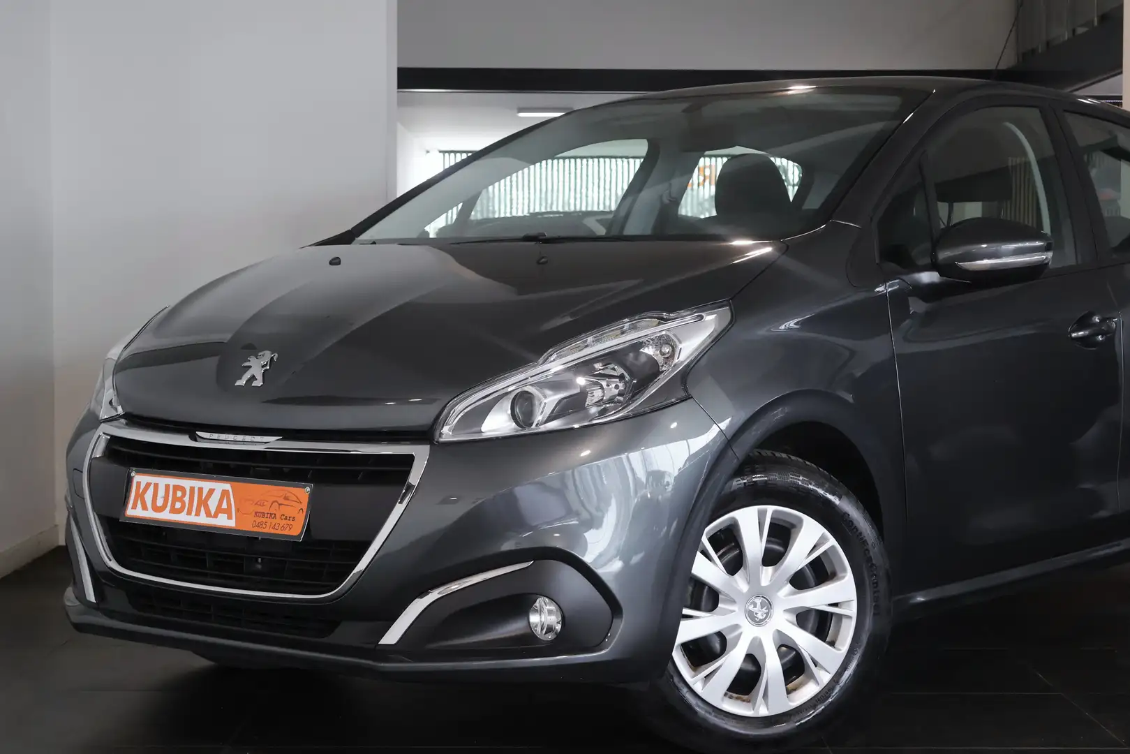 Peugeot 208 1.2i CruiseC Navi ParkS Garantie* Grigio - 2