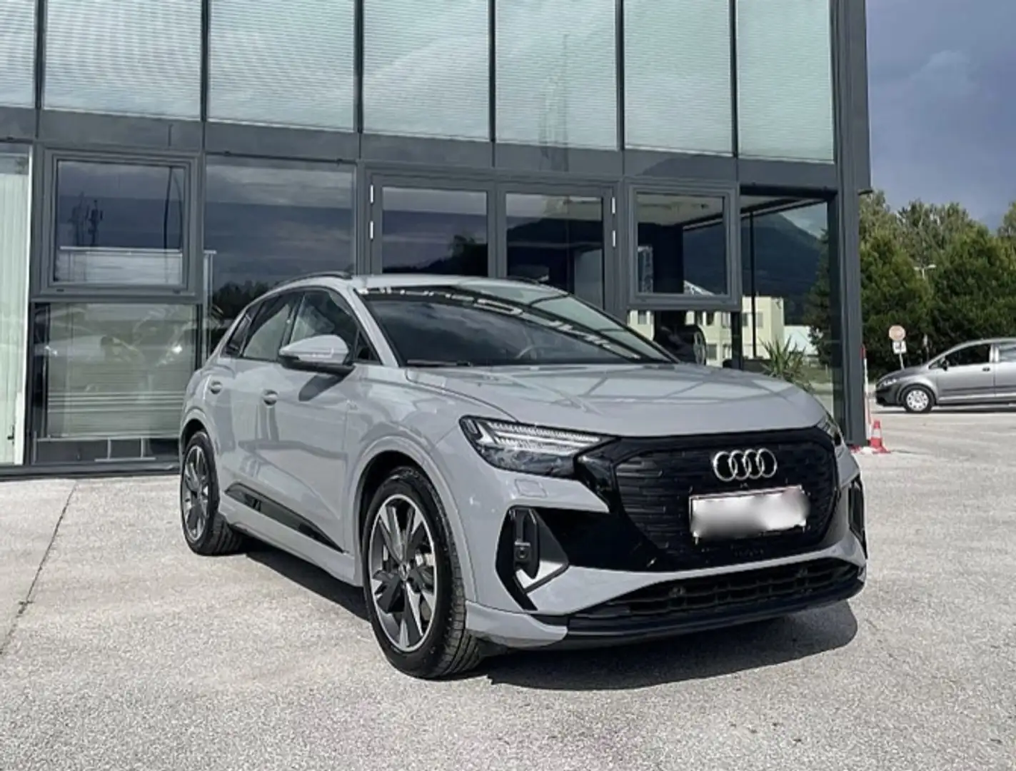 Audi Q4 e-tron 50 S-Line Quattro Edition 299 CV - 1