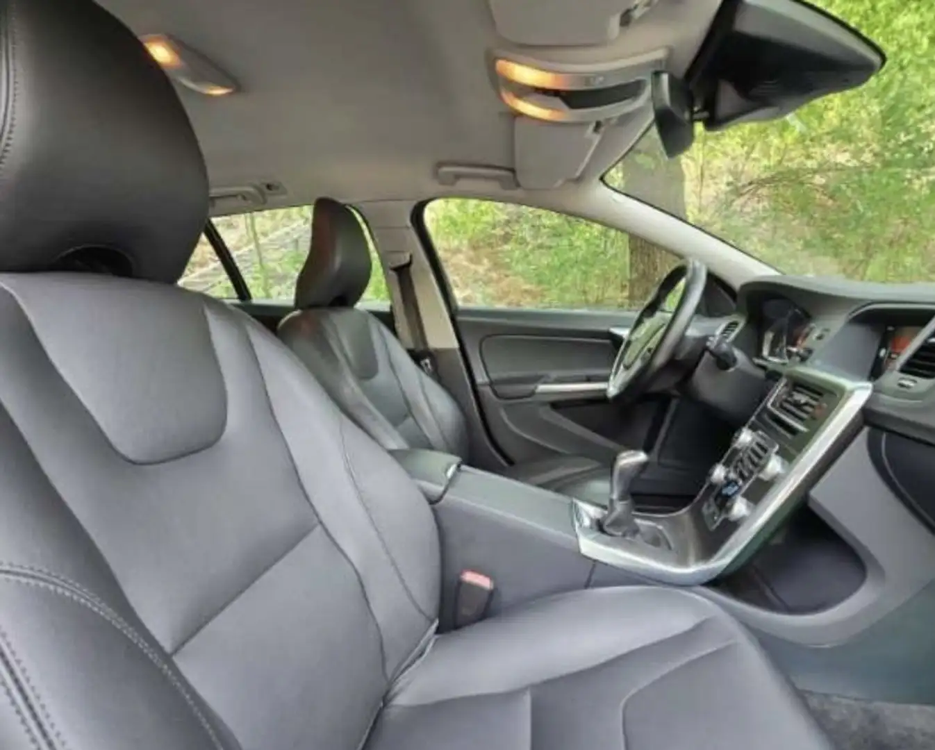 Volvo V60 D3 Summum - 2