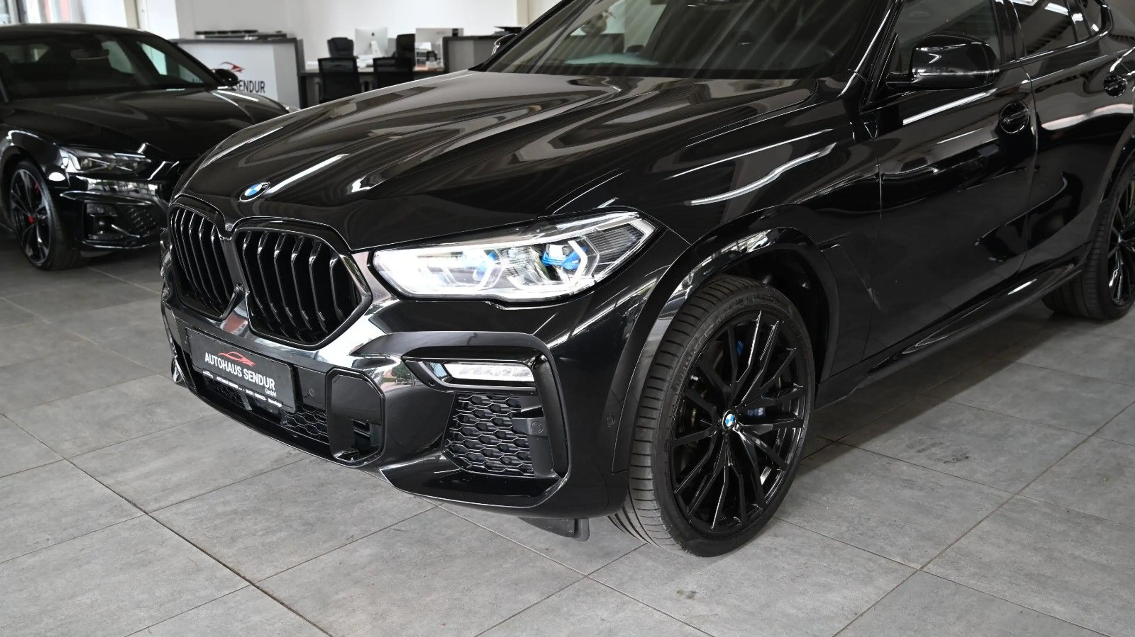 BMW X6 M50i *M-PAKET*MASSAGE*HUD*360° — photo 10