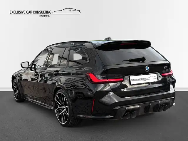 BMW M3 view 4