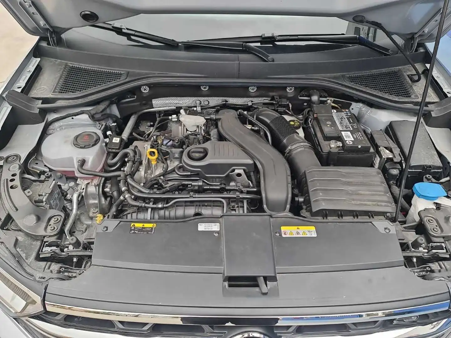 Volkswagen T-Roc T-Roc 1.5 TSI R-Line DSG Gris - 2