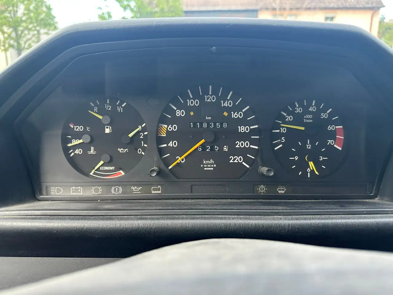 Mercedes-Benz E 230, foto 12