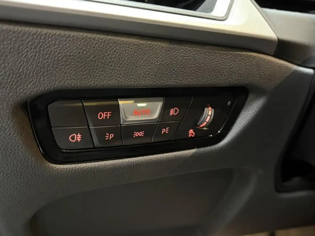 BMW 316 122cv dA MHEV Automatique Carplay*NAVI*CLIM*CAPTEU, миниатюра 12