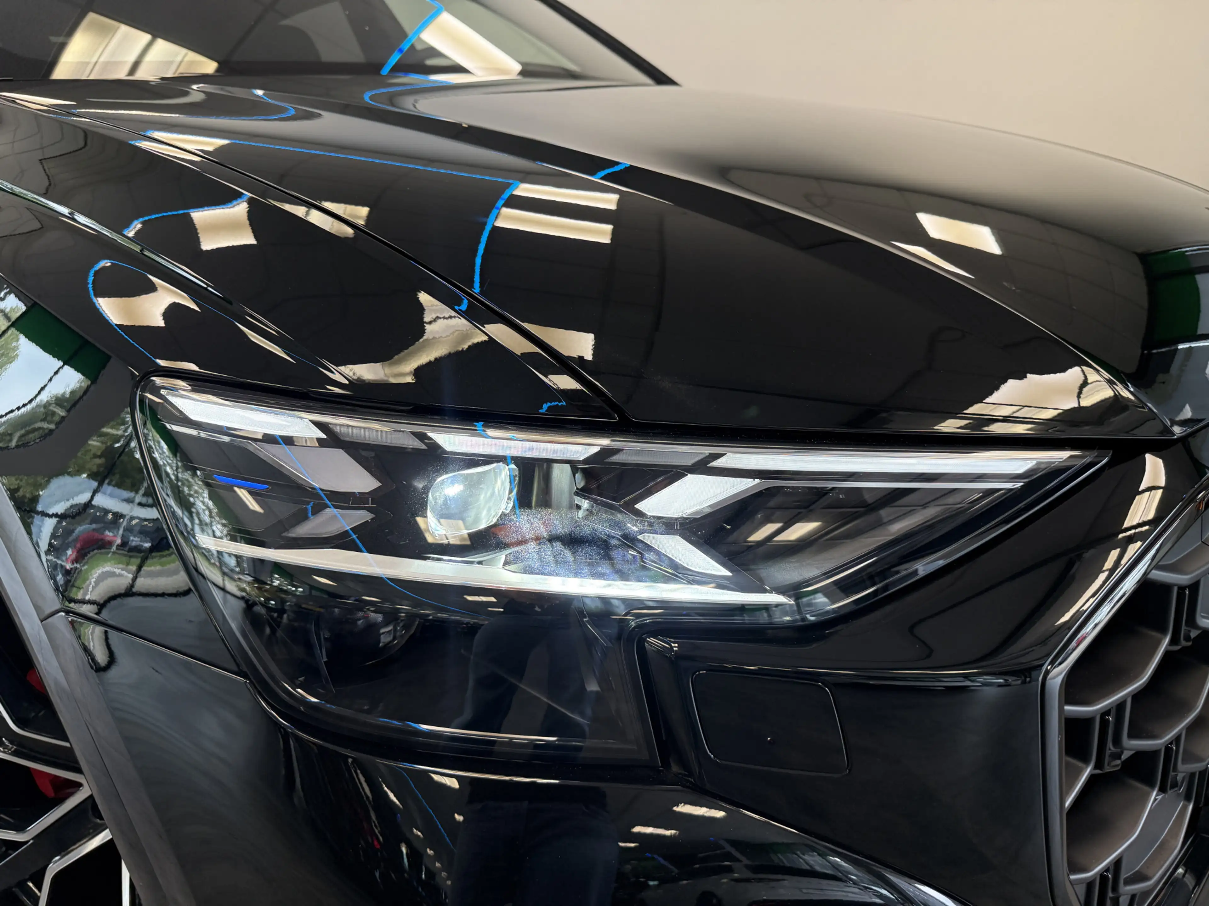 Audi Q8 60 TFSI e quattro Pro Line S Competition ACC Panor — photo 32