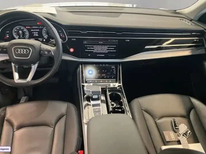 Audi Q8 2023, foto 6