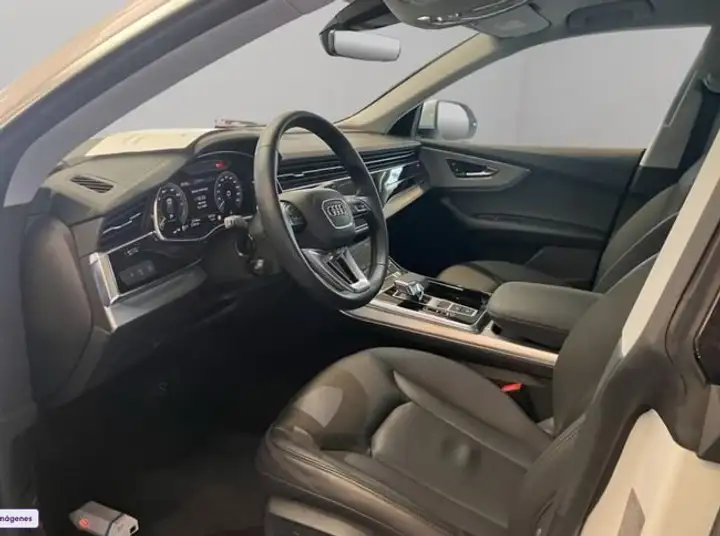 Audi Q8 2023, foto 5