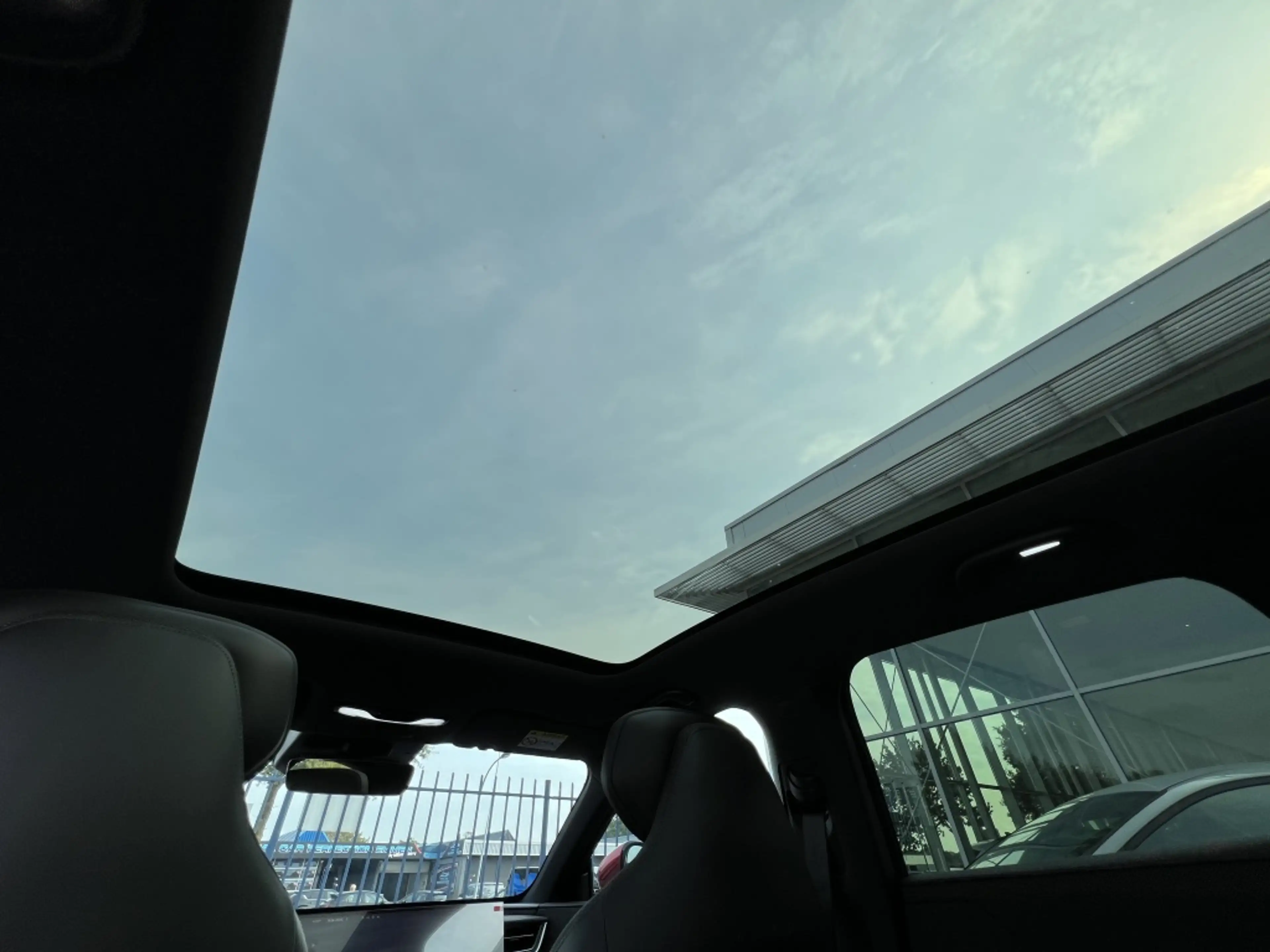 Mazda CX-6e Takumi 78 kWh — photo 15