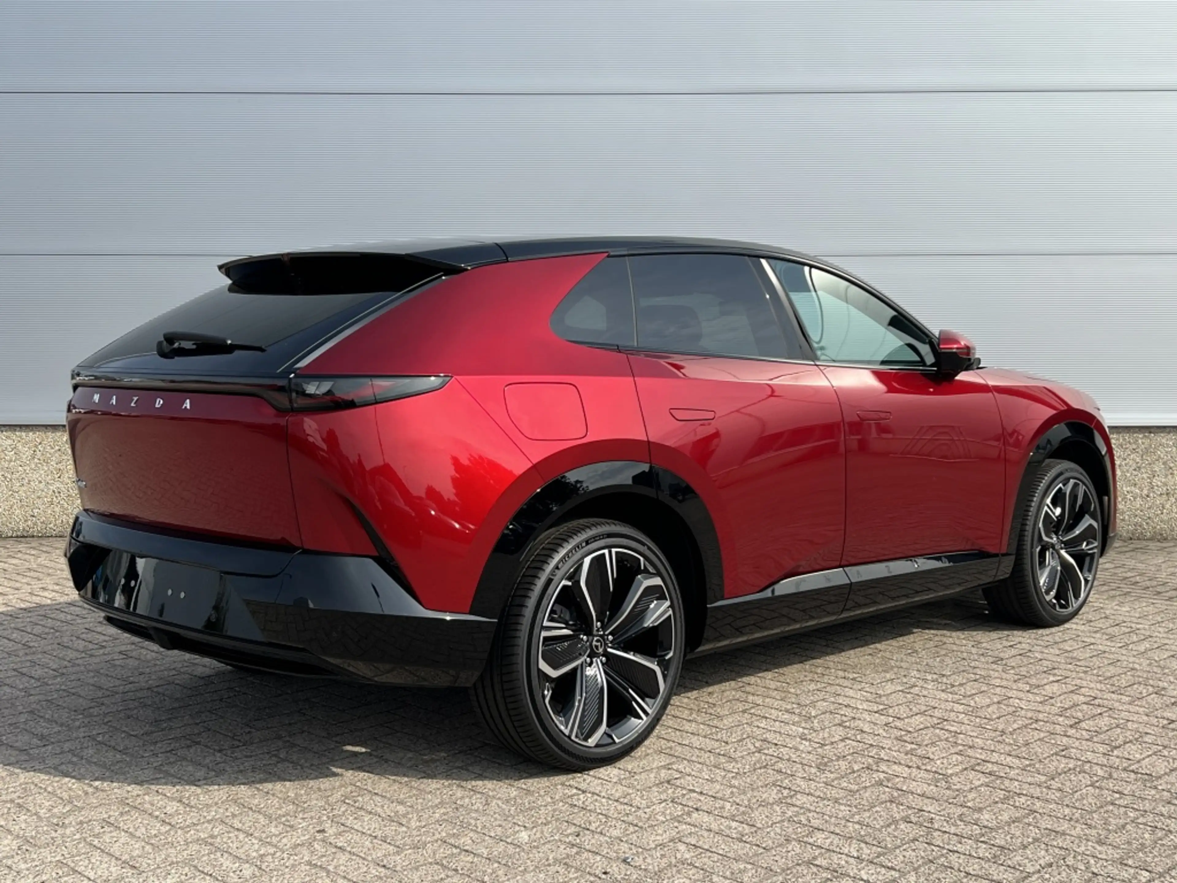 Mazda CX-6e Takumi 78 kWh — photo 3