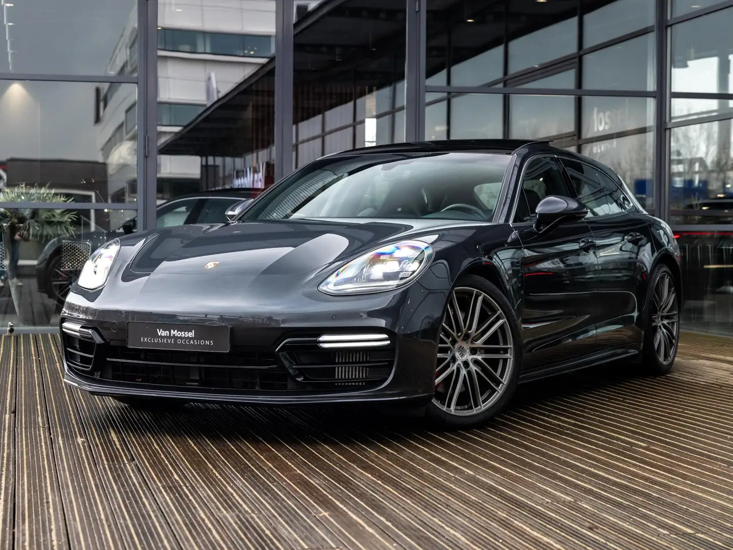 Porsche Panamera Sport Turismo 2.9 4 E-Hybrid | SPORTDESIGN | SPORT Grijs - 2