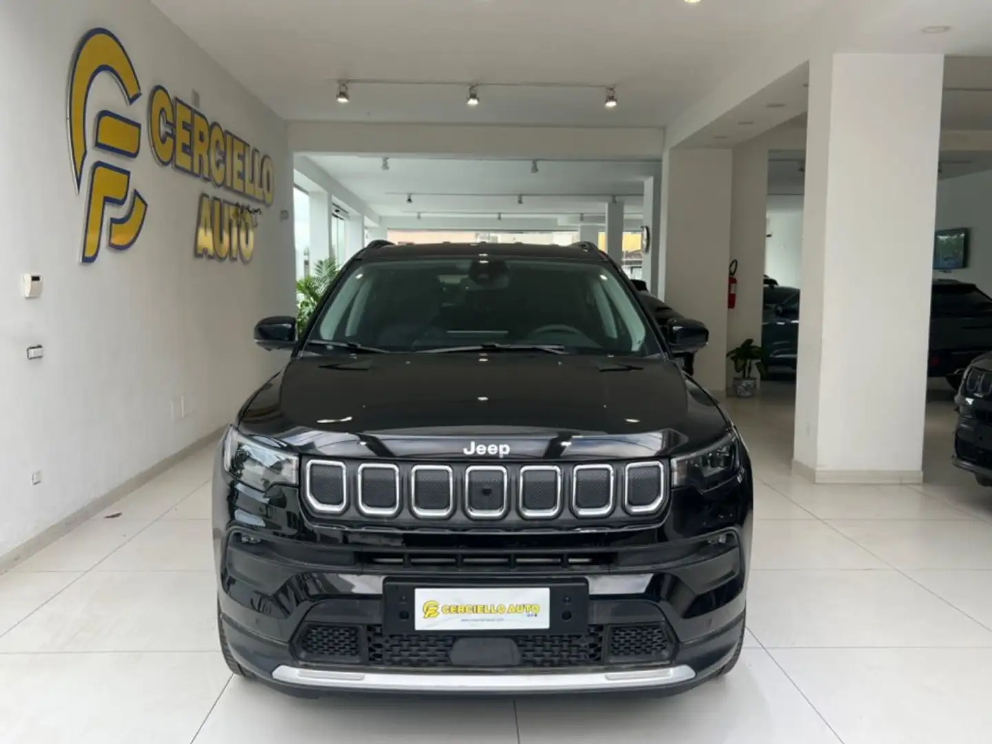 Jeep Compass 1.6 Multijet II 2WD Limited tua da €339,00 mensi Nero - 1