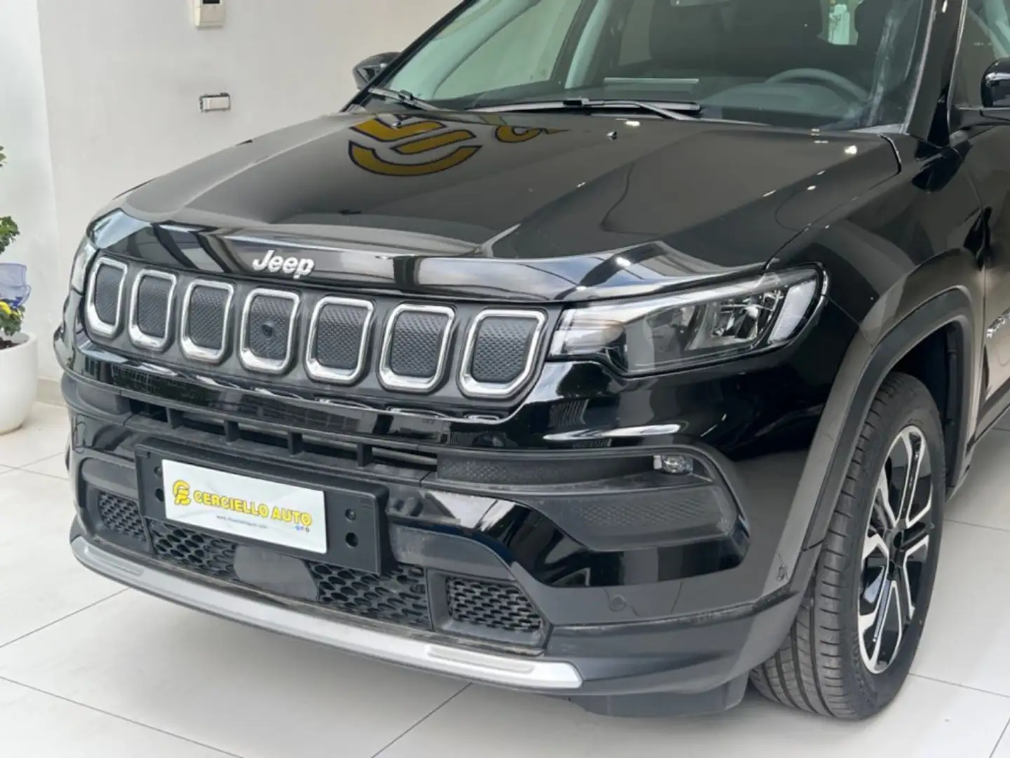 Jeep Compass 1.6 Multijet II 2WD Limited tua da €339,00 mensi Nero - 2