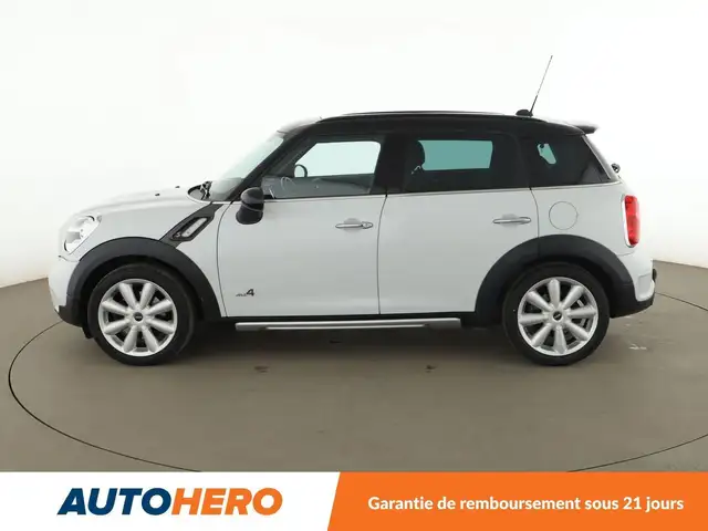 MINI Countryman view 3