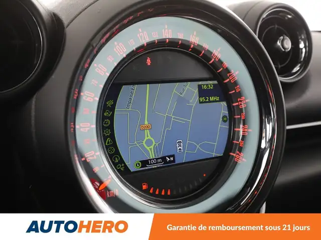 MINI Countryman view 25