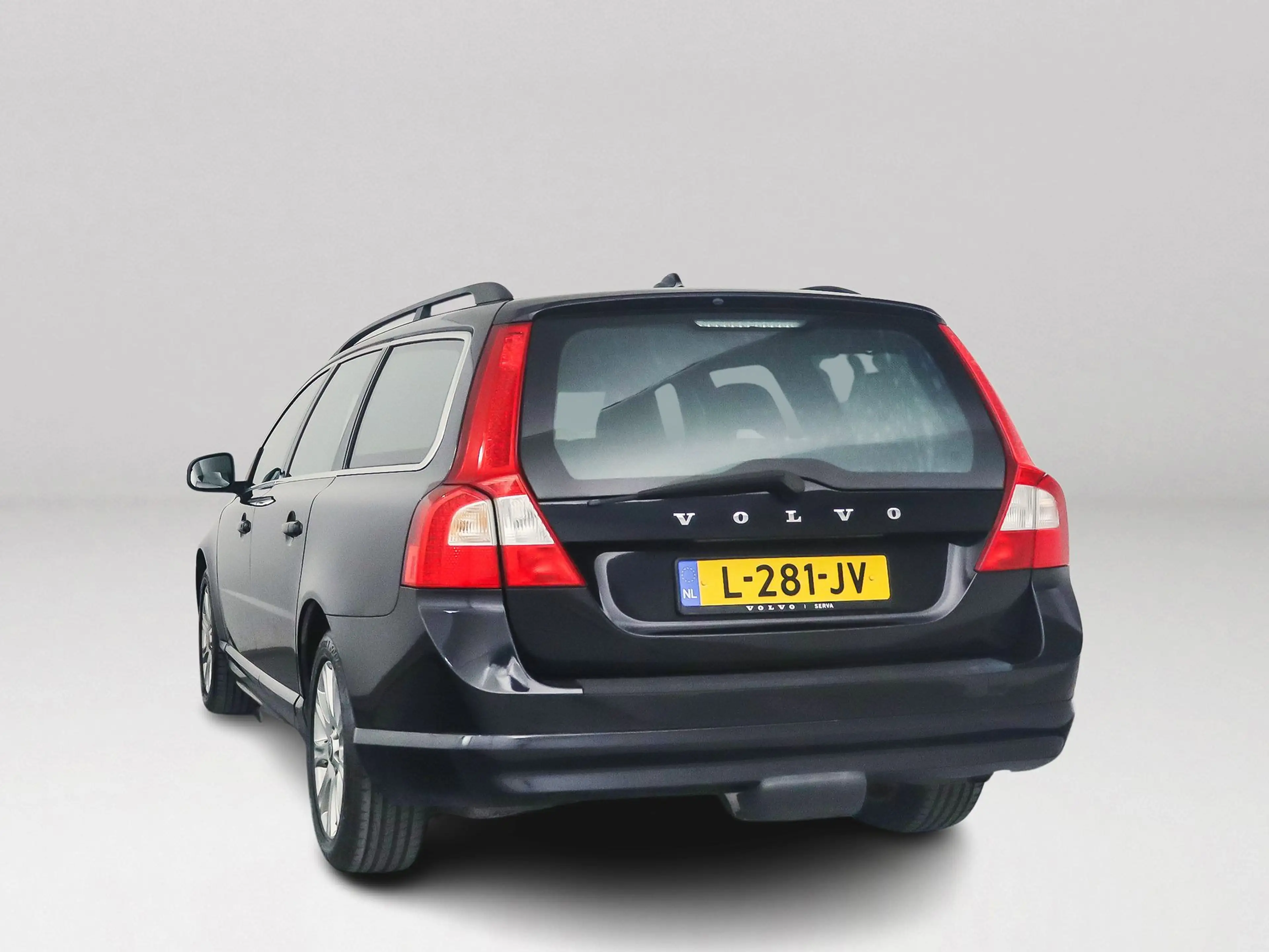 Volvo V70 2.5T R-Design | Park assist | Stoelverwarming | El — photo 10