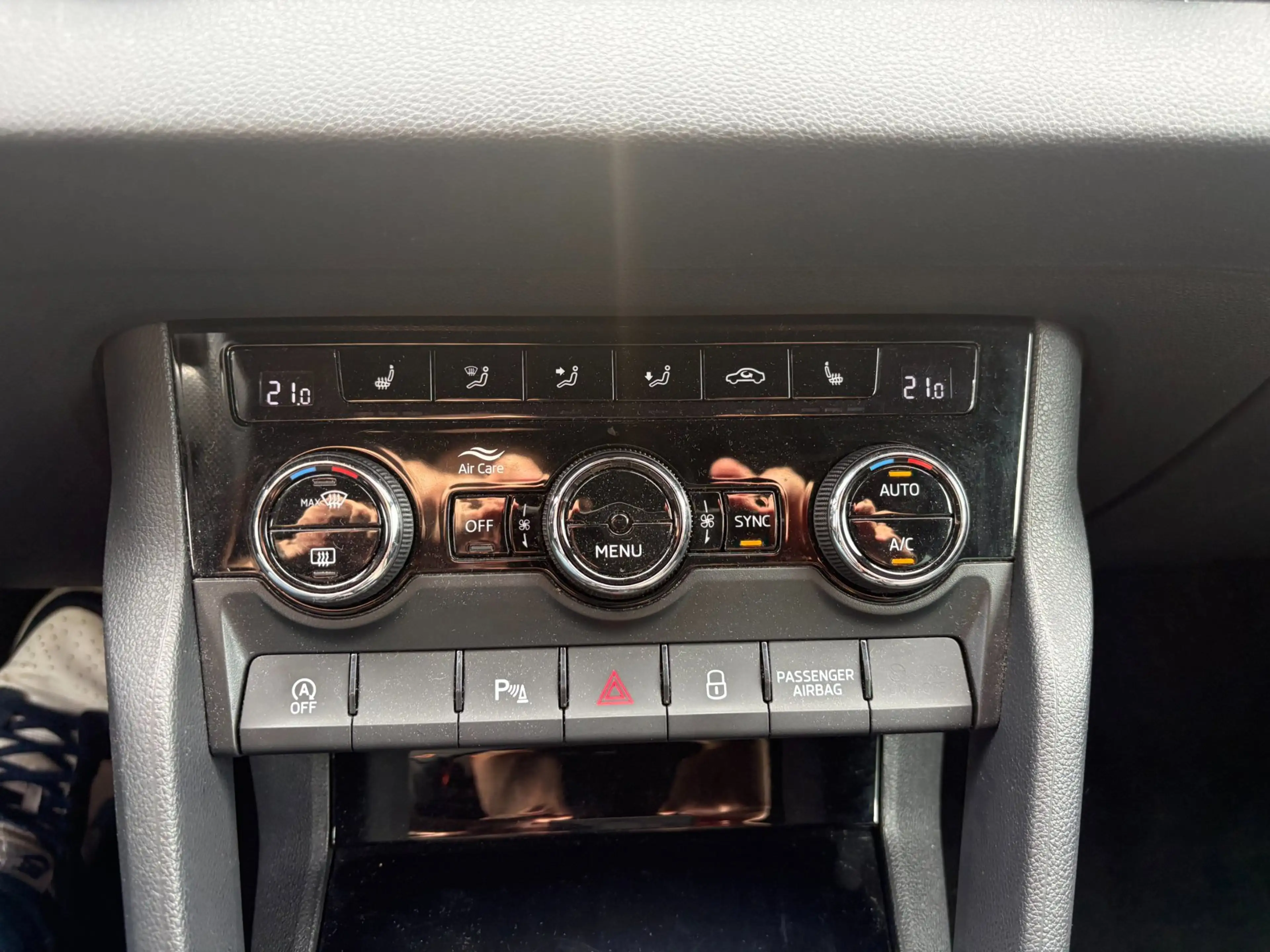 Skoda Karoq 1.5 TSI ACT Sportline Business — photo 19