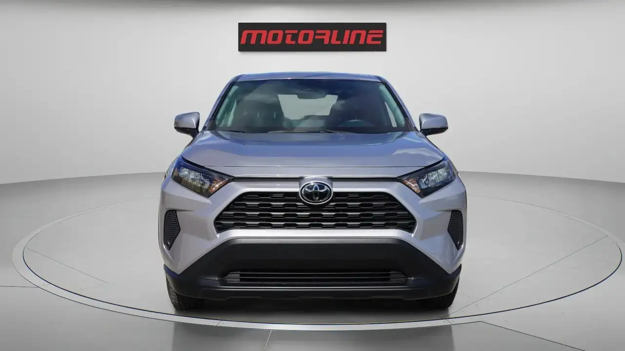 Toyota RAV 4 снимка Toyota RAV 4