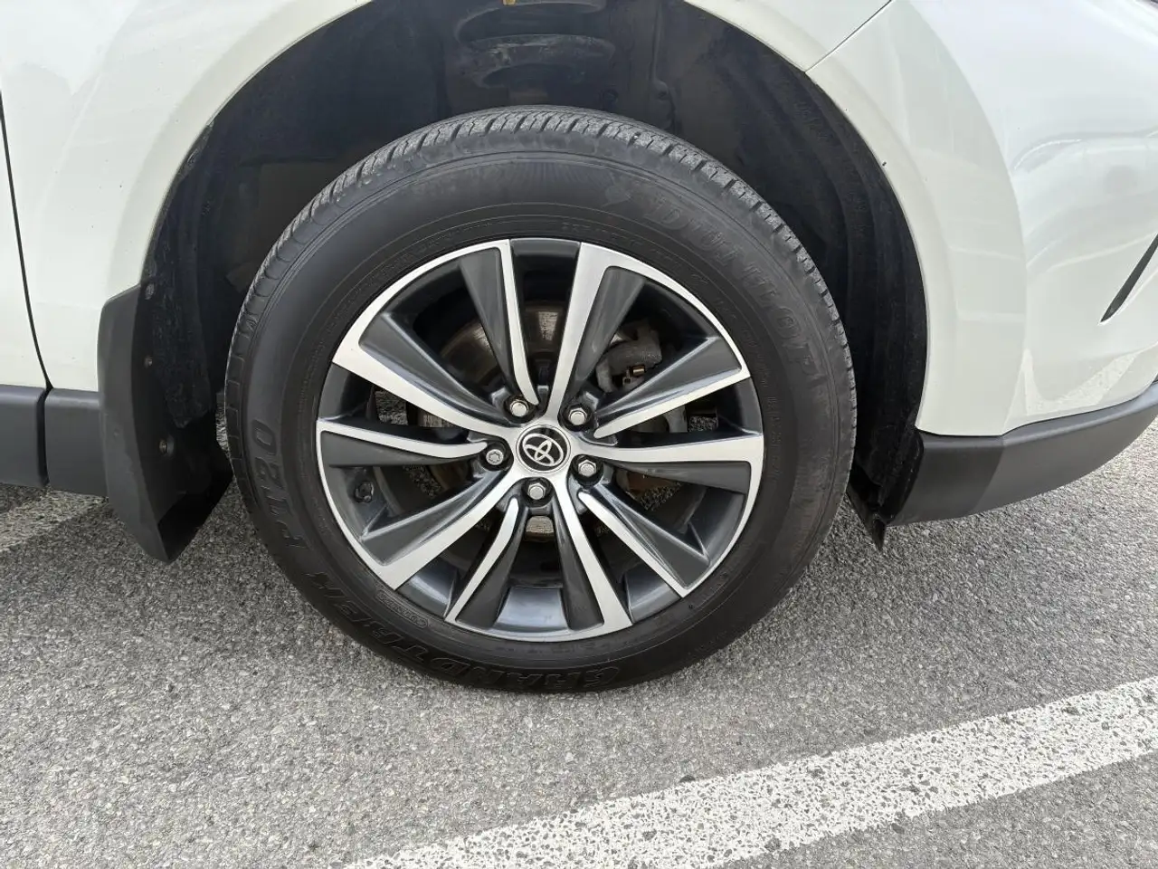 Toyota Venza снимка Toyota Venza