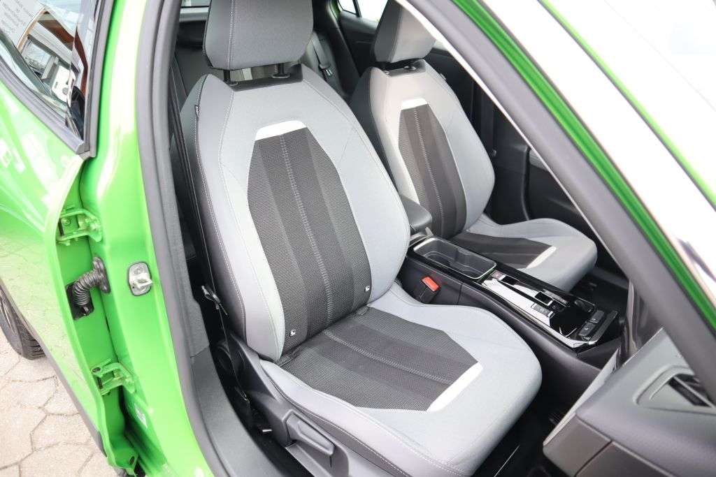Opel Mokka E