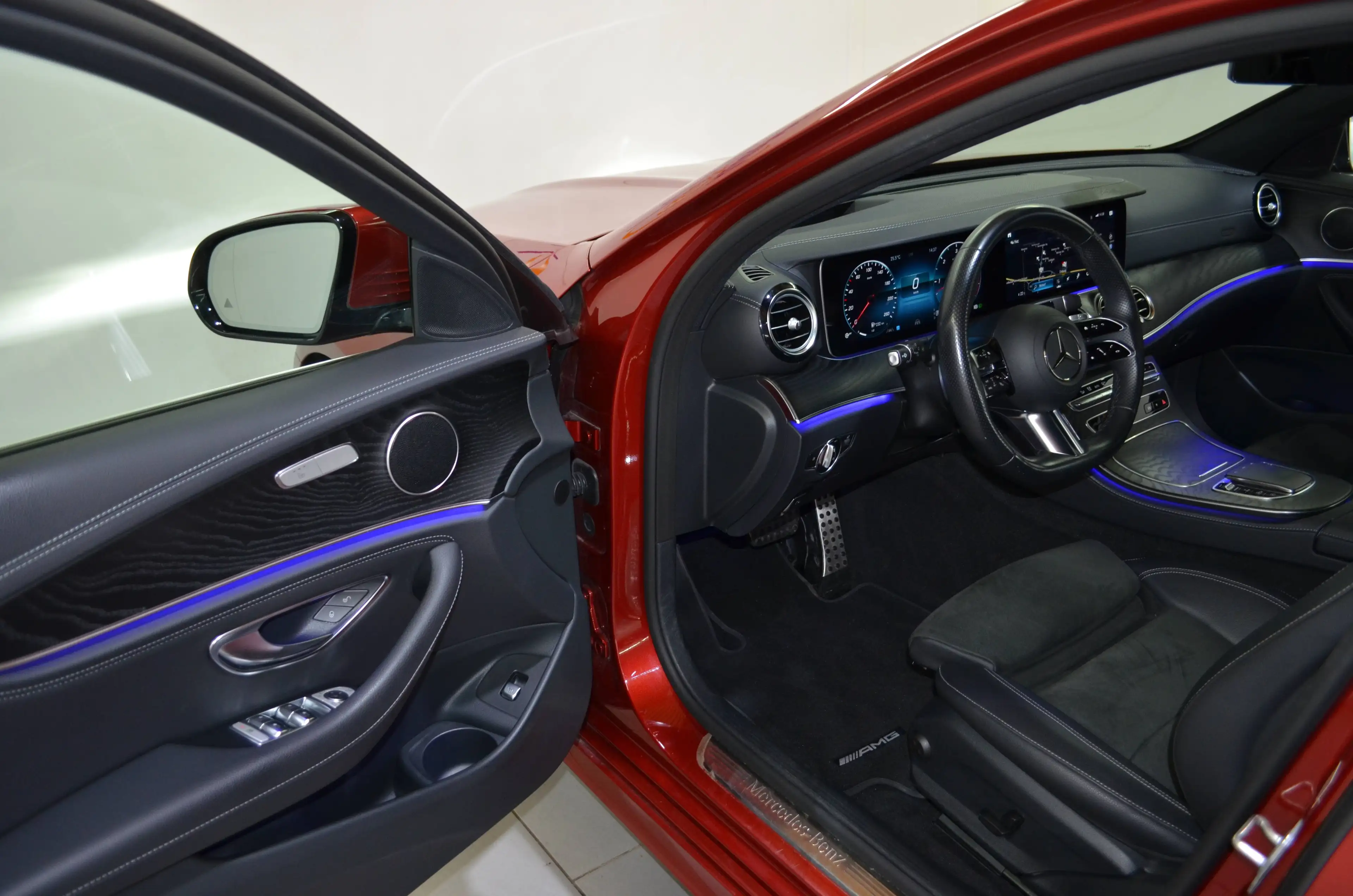 Mercedes-Benz E 400 D T 9G 4M AMG-LINE"DISTR+"360"AHK"R-VIDEO"HEAD-UP"FA-PLUS — photo 8