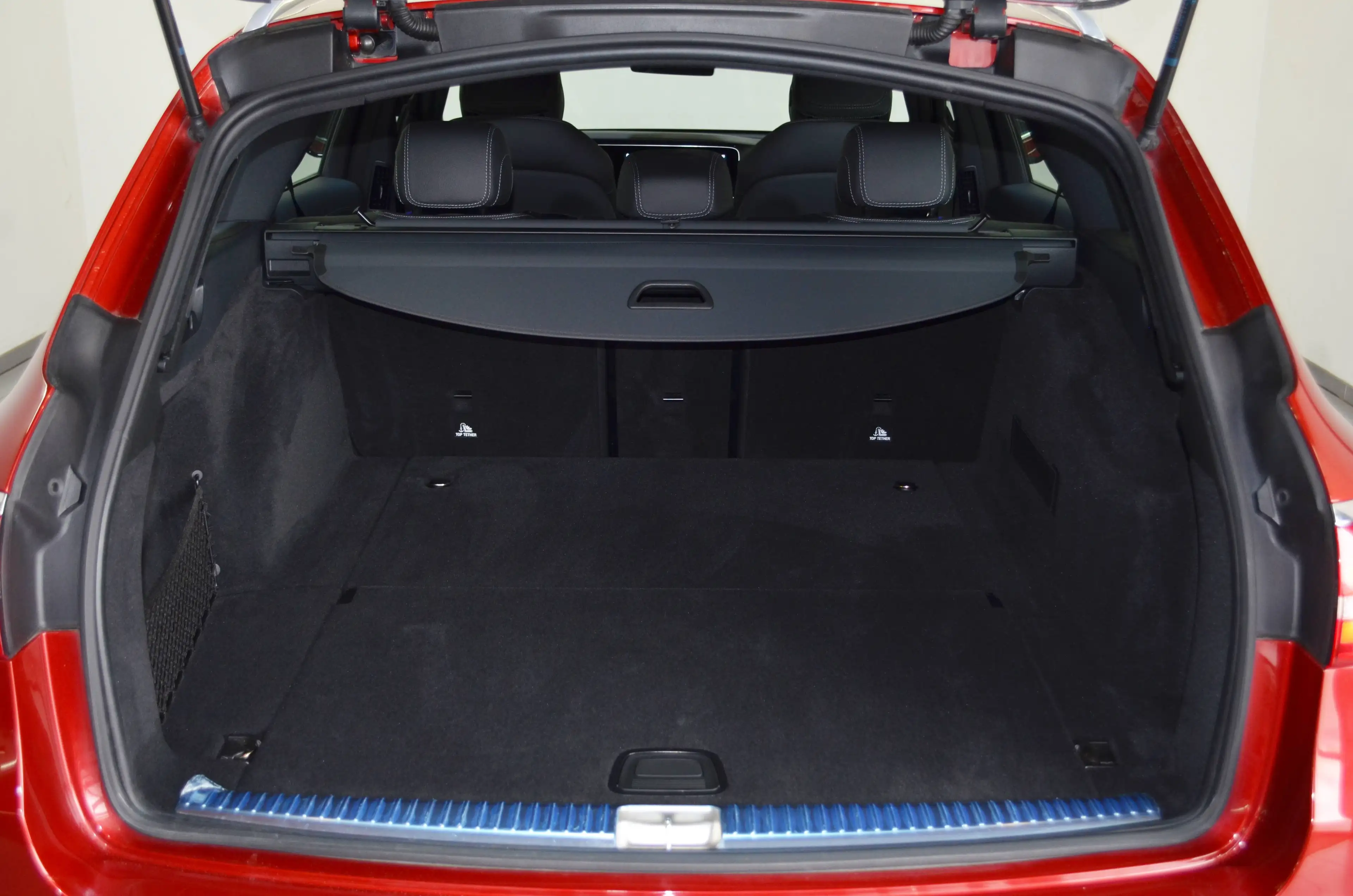 Mercedes-Benz E 400 D T 9G 4M AMG-LINE"DISTR+"360"AHK"R-VIDEO"HEAD-UP"FA-PLUS — photo 13