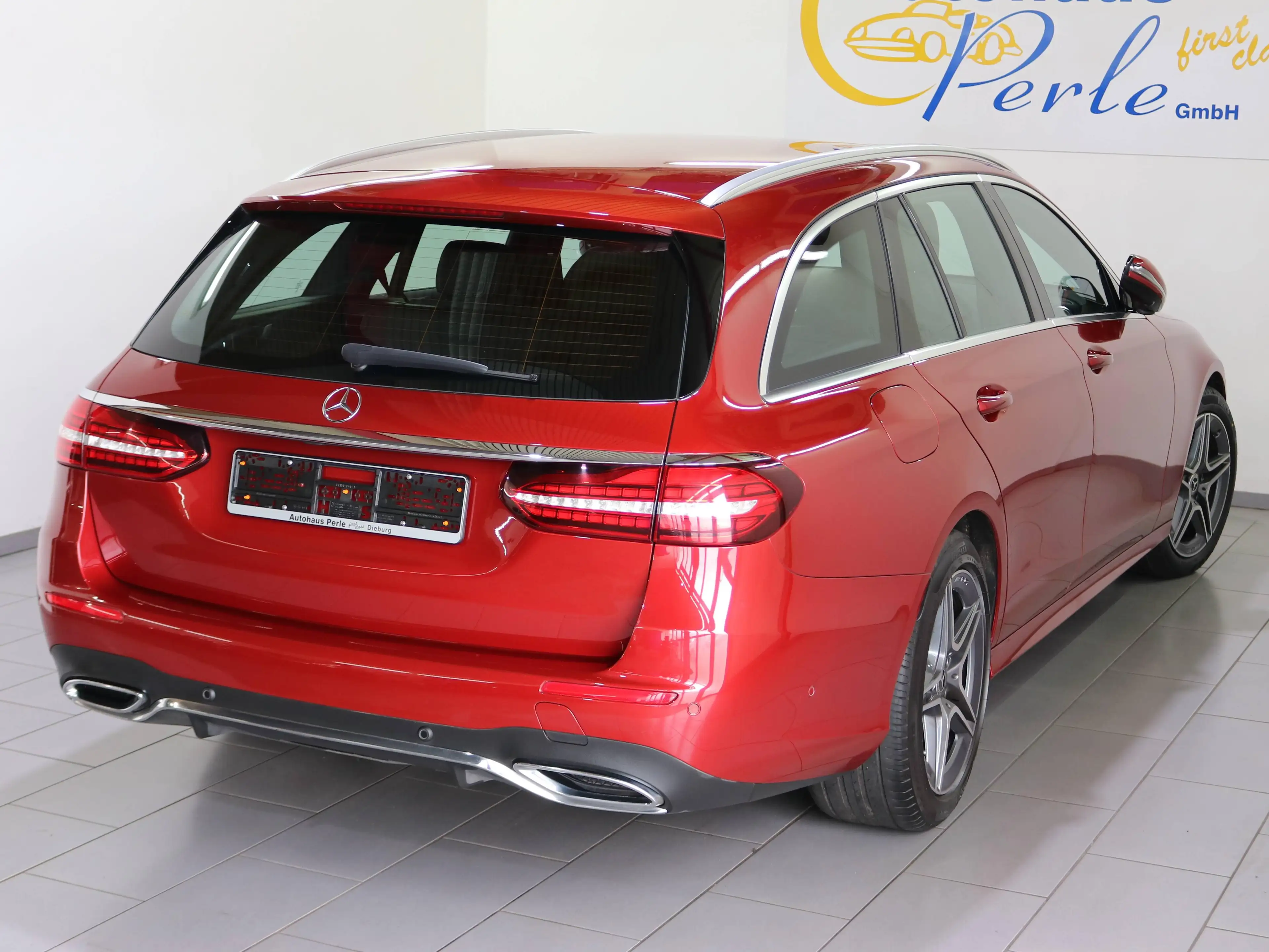 Mercedes-Benz E 400 D T 9G 4M AMG-LINE"DISTR+"360"AHK"R-VIDEO"HEAD-UP"FA-PLUS — photo 4