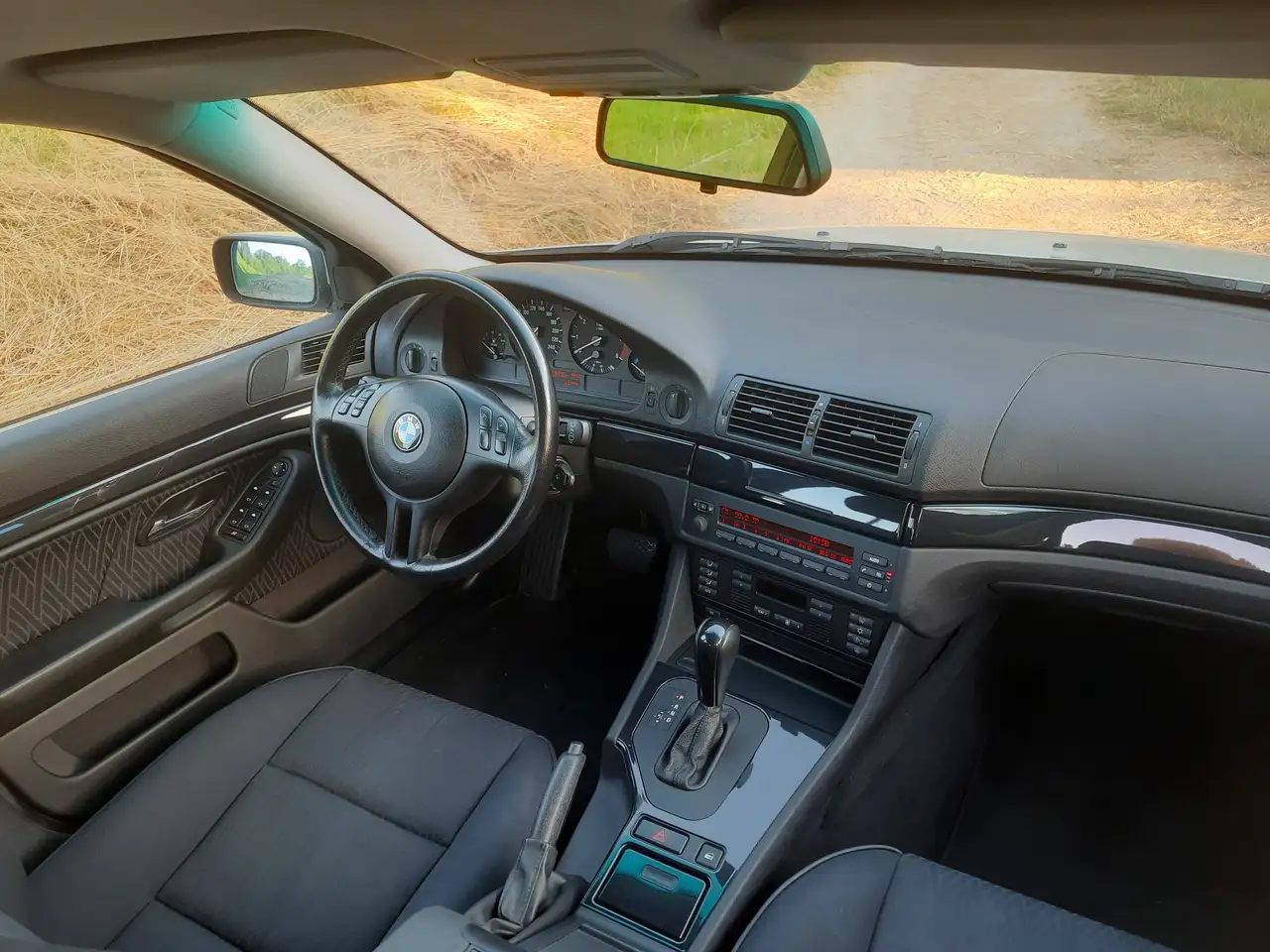 BMW 525d Touring / TÜV 09/2027 / DPF / frisch gewartet, foto 10