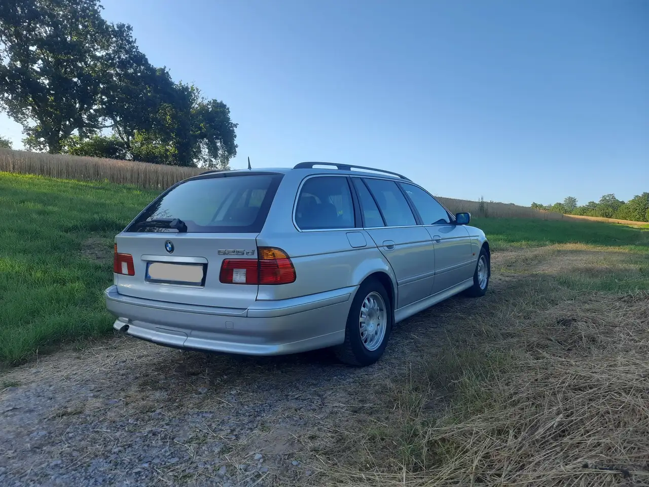 BMW 525d Touring / TÜV 09/2027 / DPF / frisch gewartet, foto 9