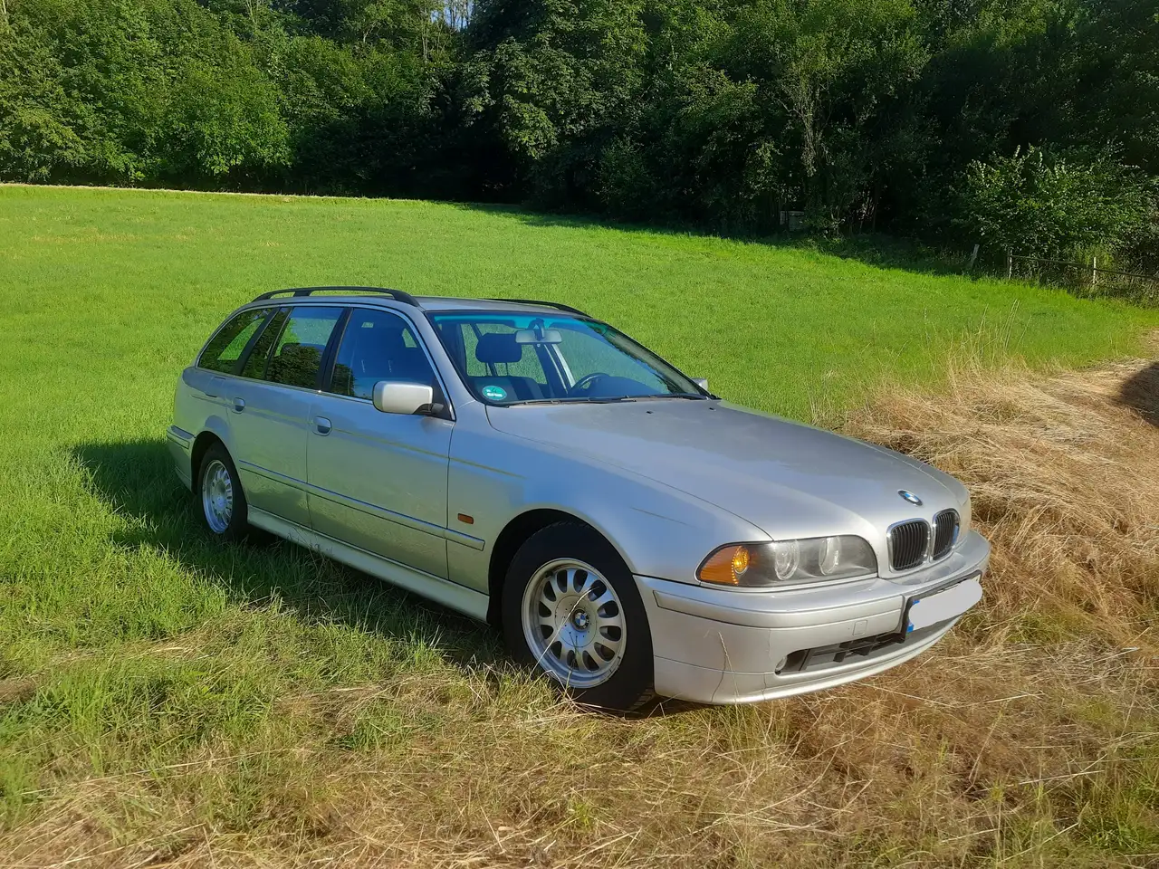BMW 525d Touring / TÜV 09/2027 / DPF / frisch gewartet, foto 1