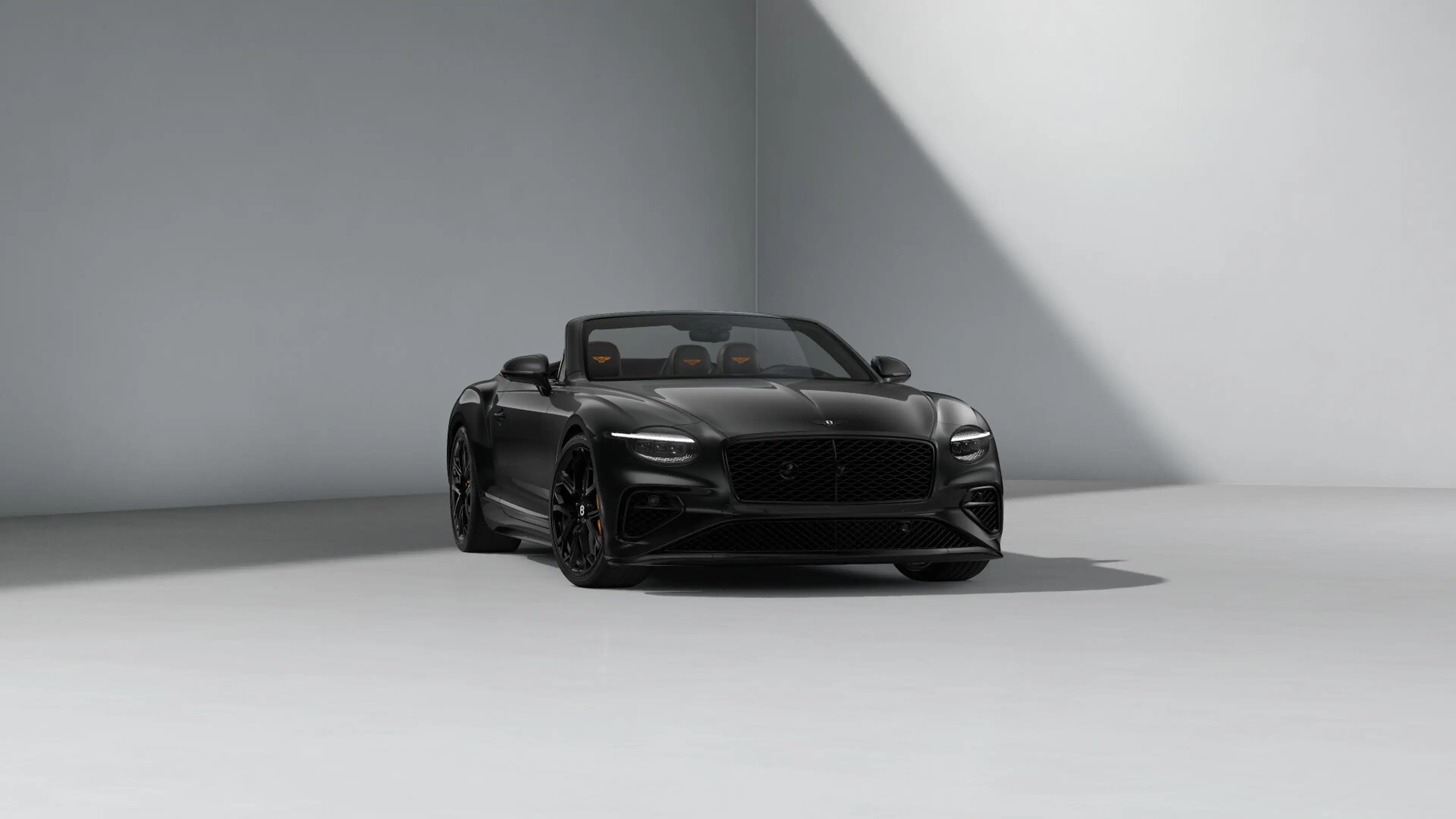Bentley Continental GTC S V8 Hybrid MY2027 | Coming soon — photo 3
