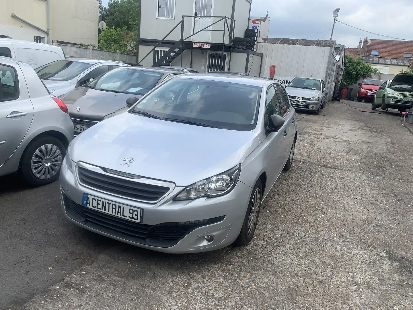 Peugeot 308 1.6 BLUEHDI 120CH ACTIVE S\u0026S 5P - 1