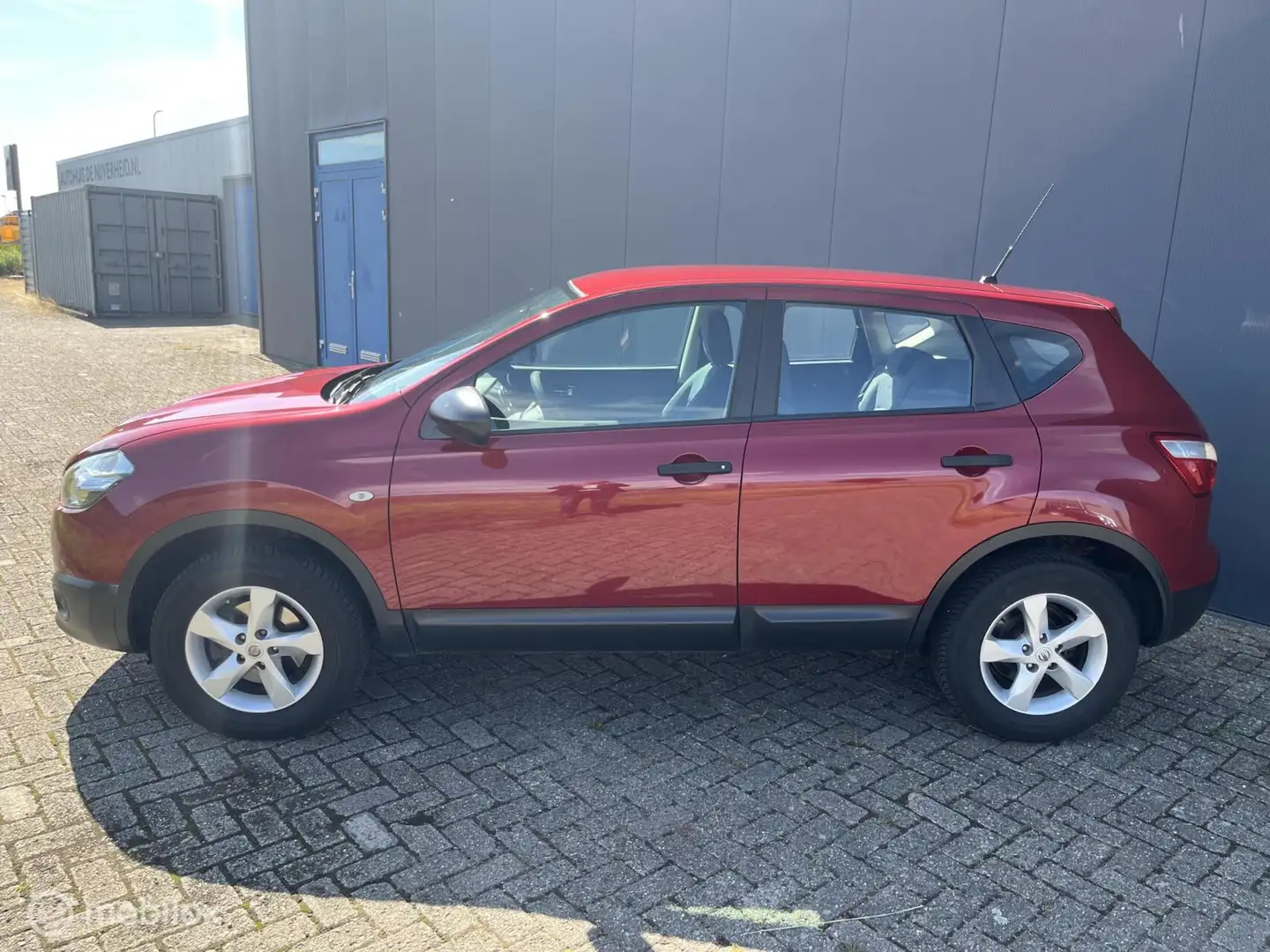Nissan Qashqai 1.6 Visia trekhaak Rood - 2