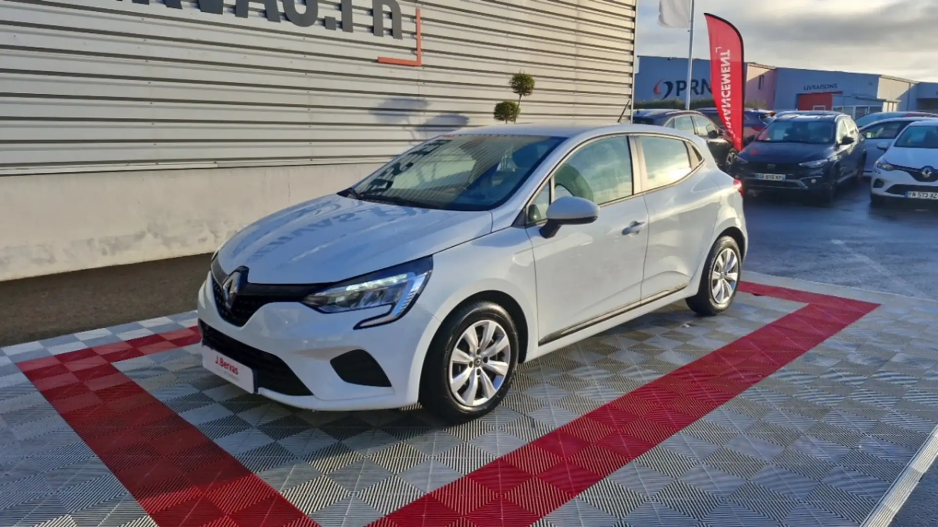 Renault Clio V SOCIETE CLIOBLUE DCI 85 AIR NAV Blanc - 2