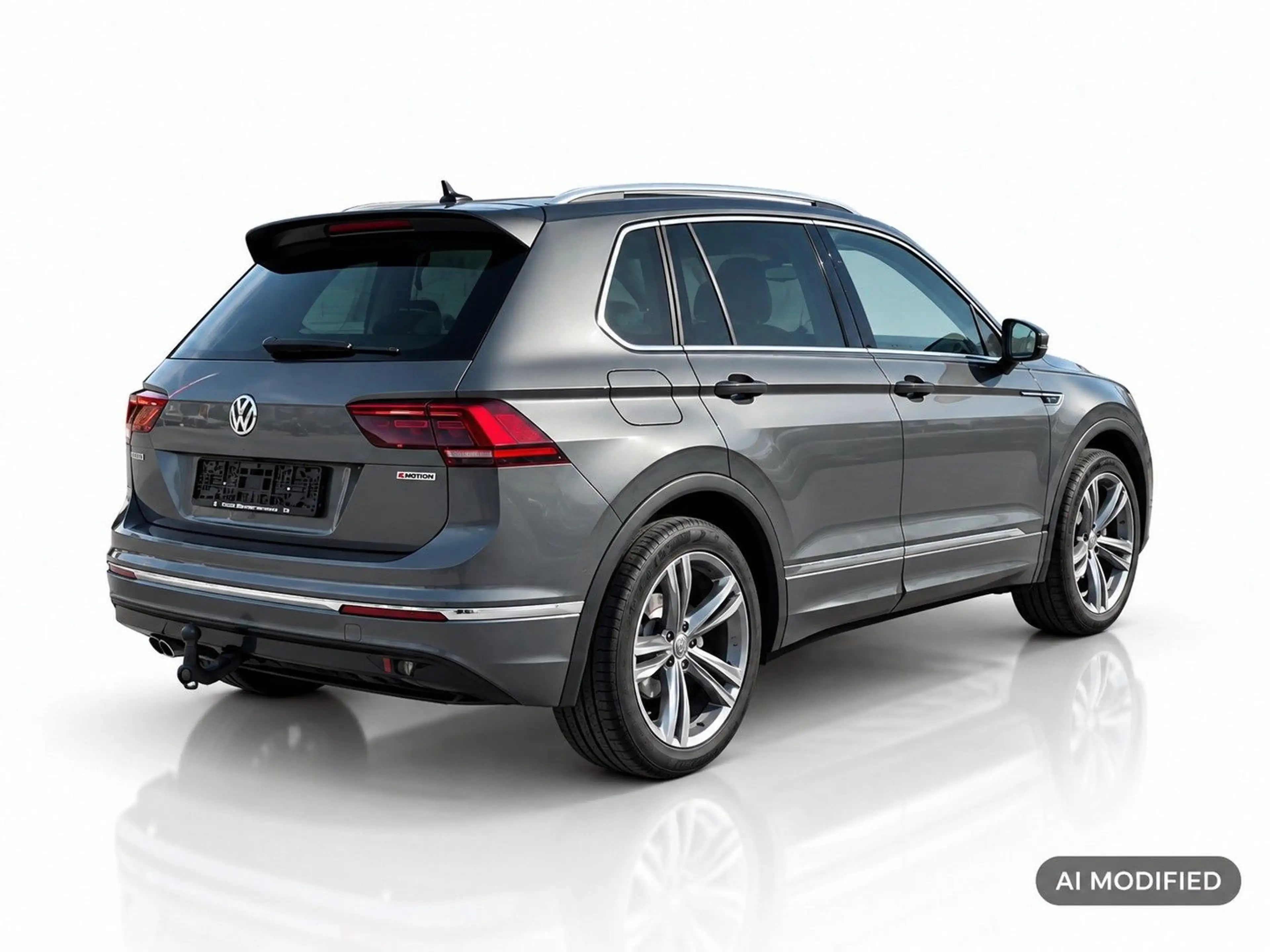 Volkswagen Tiguan R-line 4Motion — photo 7