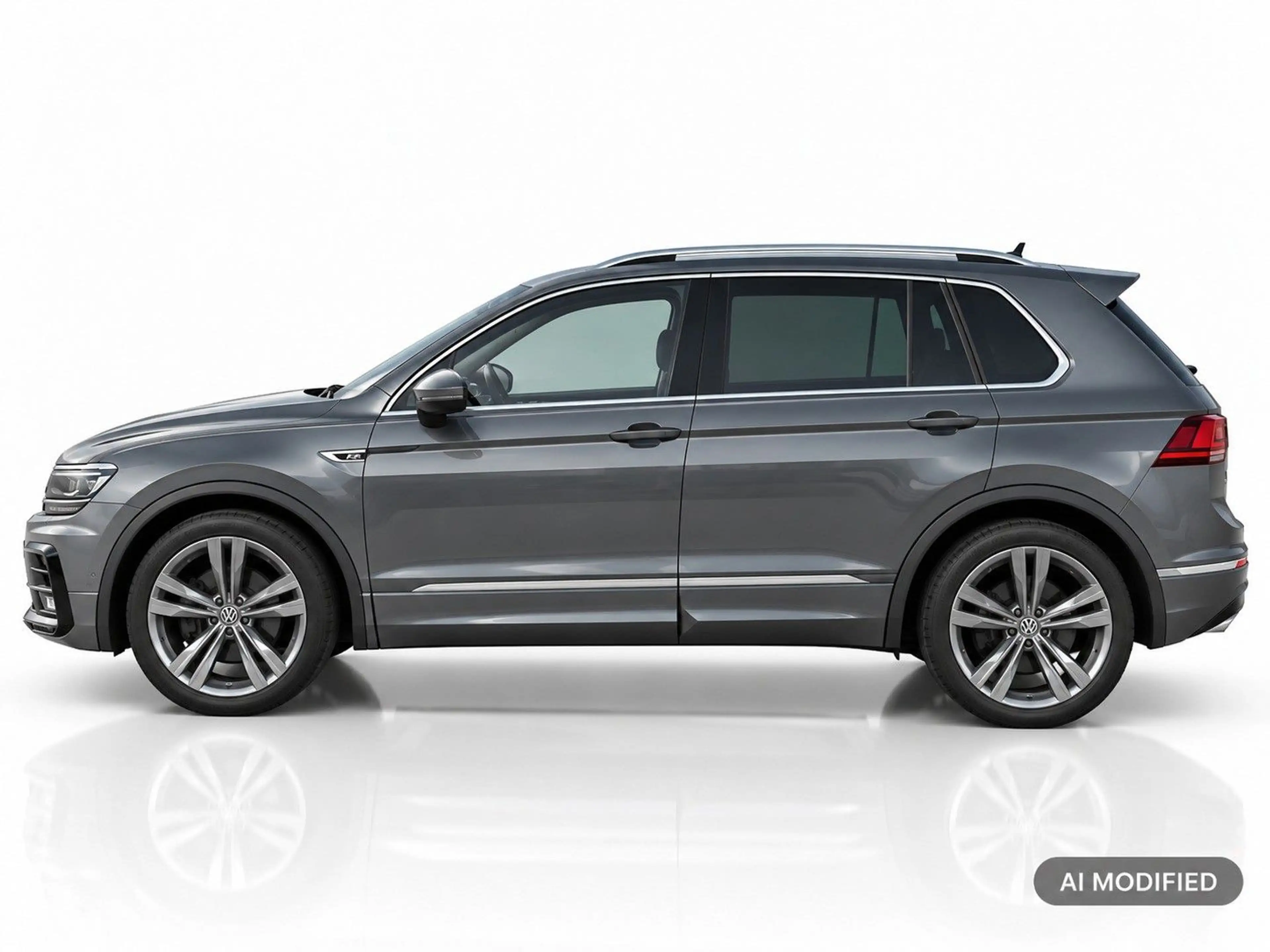Volkswagen Tiguan R-line 4Motion — photo 4