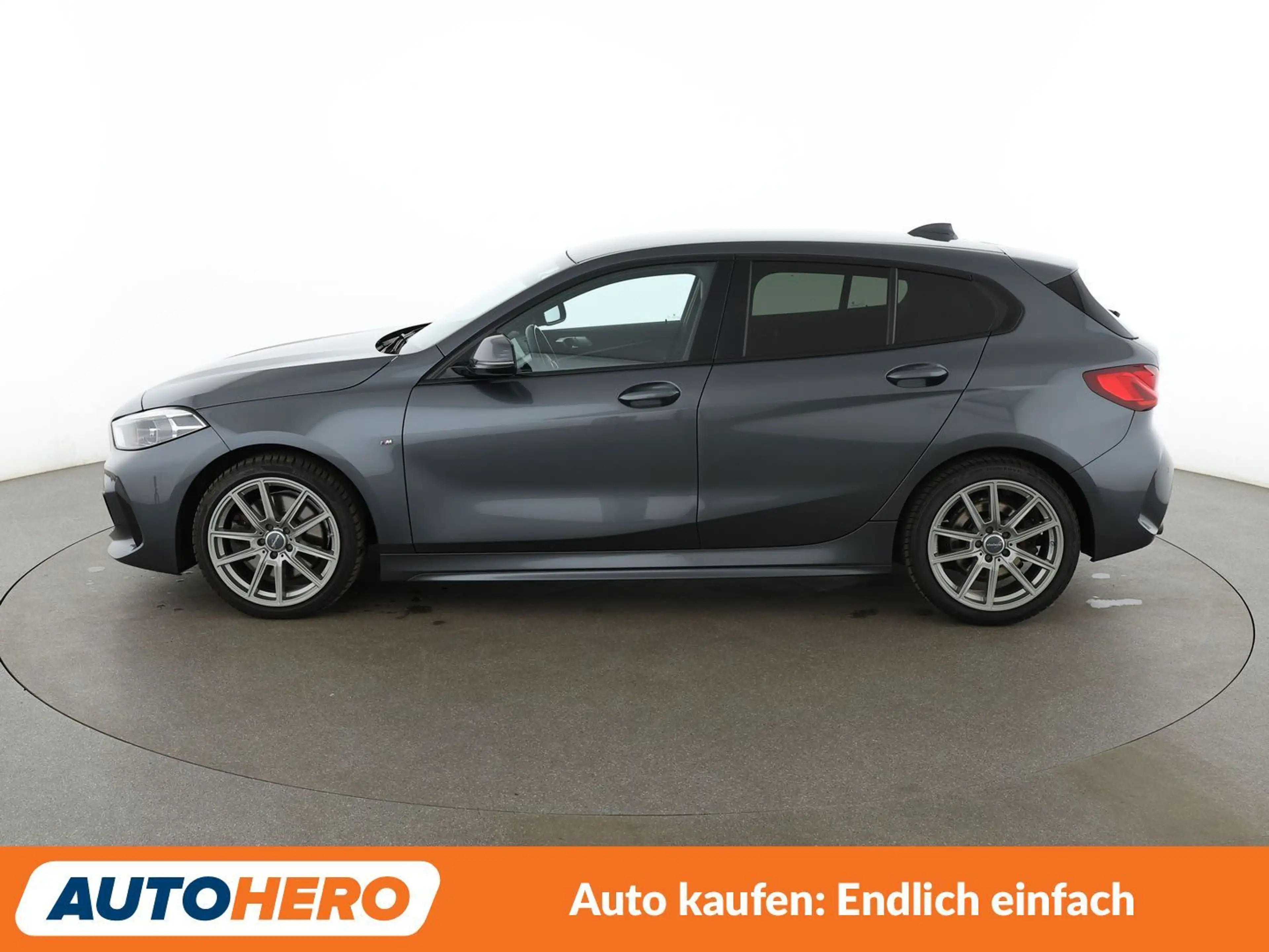 BMW 120 120d M Sport Aut*NAVI*LED*ACC*PDC*SHZ* — photo 3