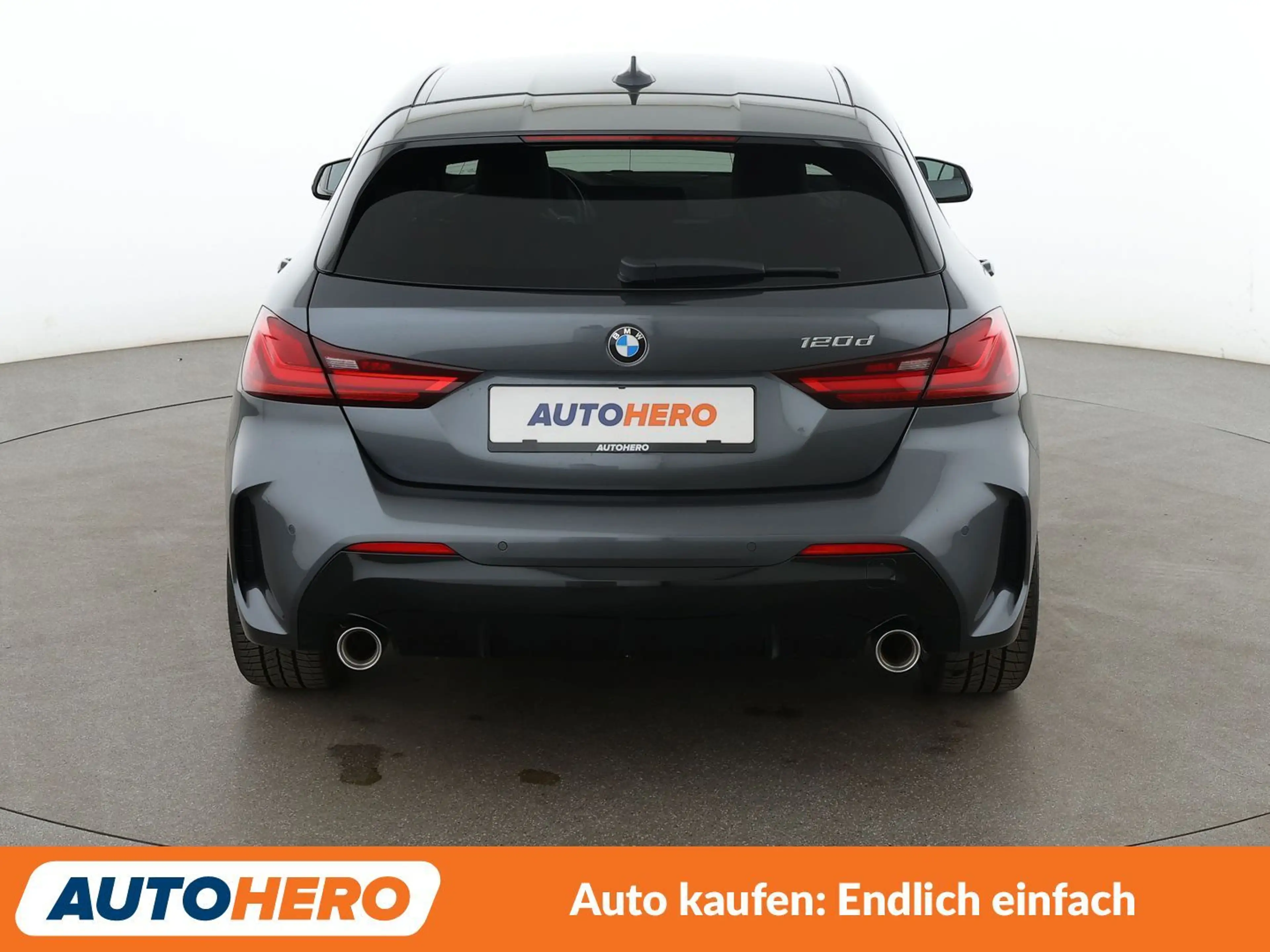 BMW 120 120d M Sport Aut*NAVI*LED*ACC*PDC*SHZ* — photo 5