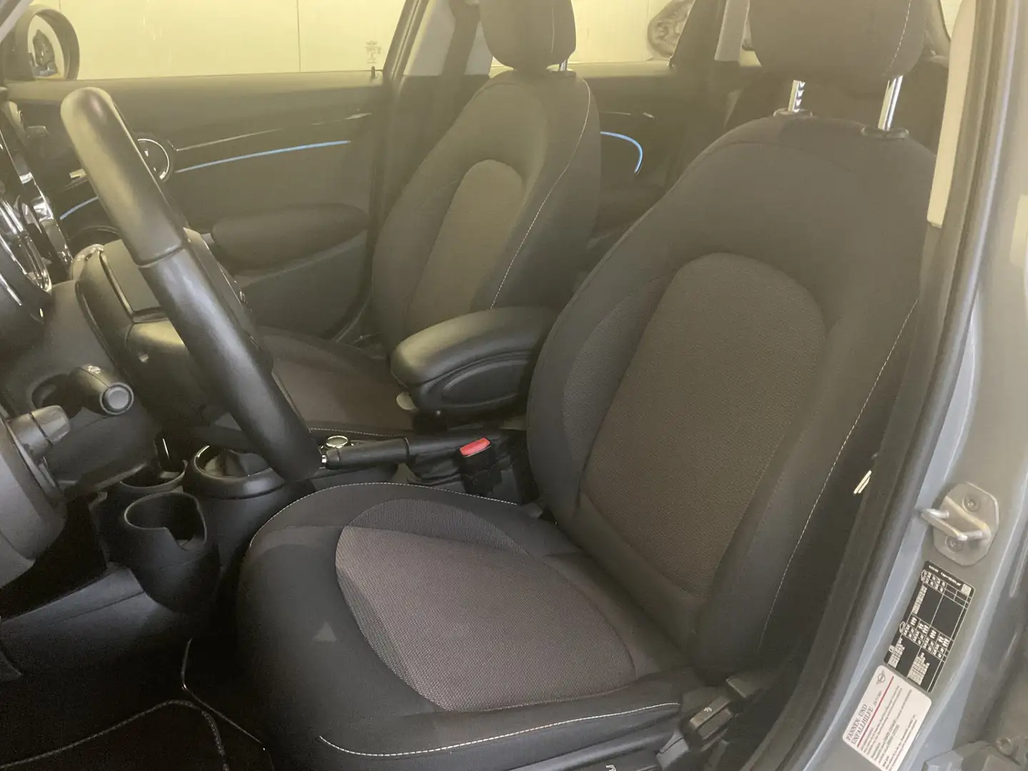 MINI Cooper Grau - 2