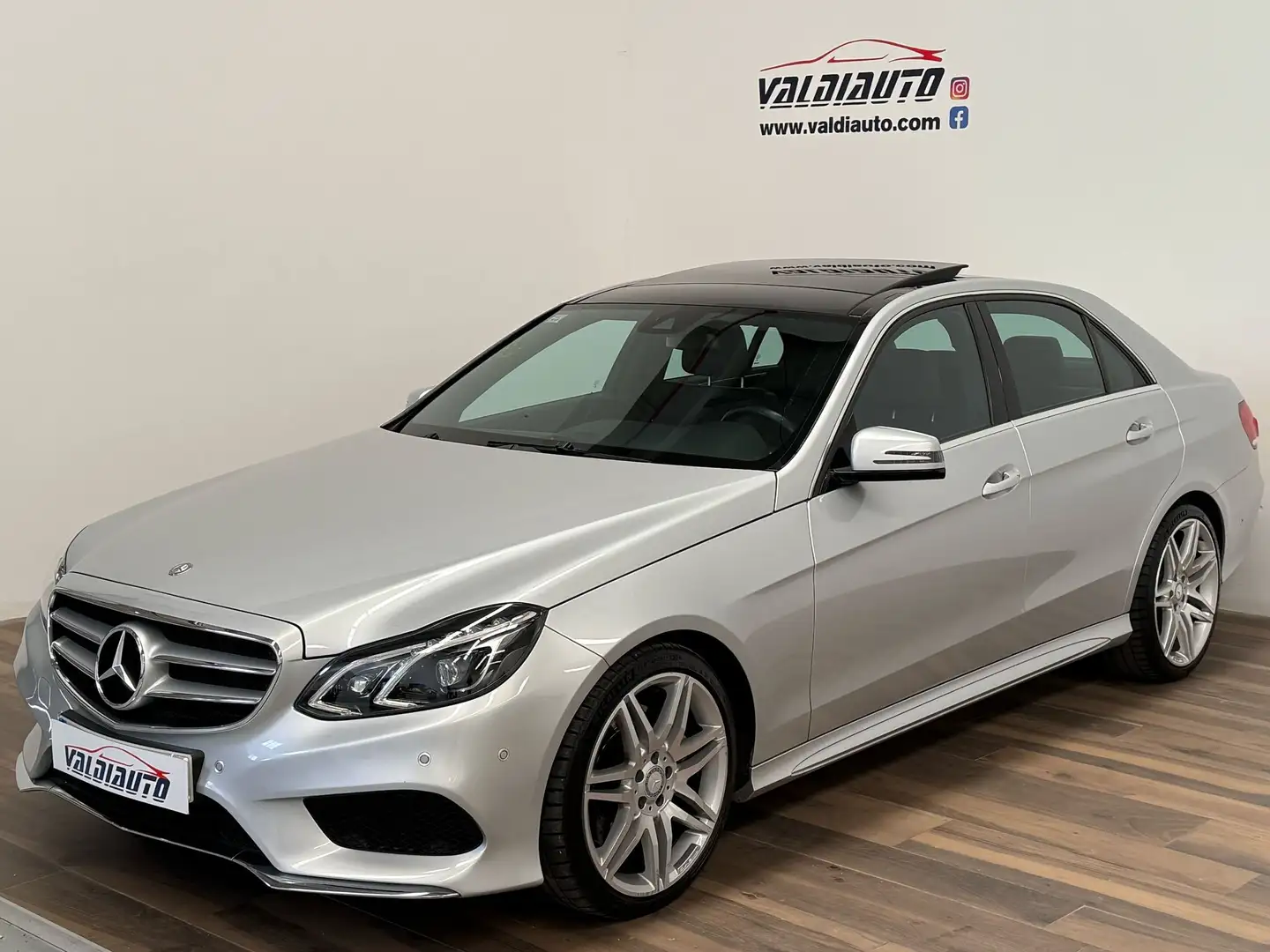 Mercedes-Benz E 350 BT Avantgarde 9G-Plus Grijs - 1